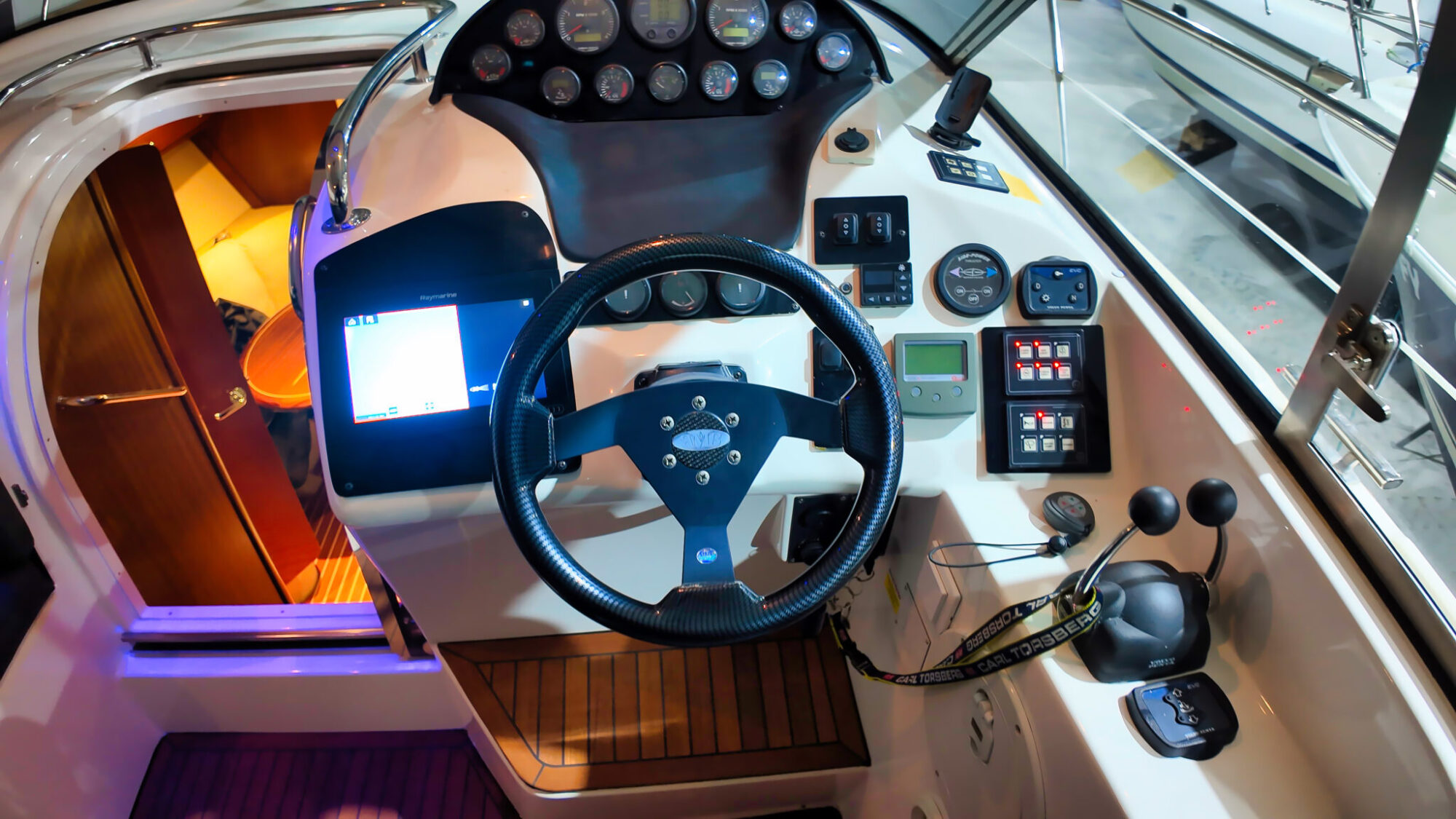 Motorboot Bavaria 37 HT Hardtop
