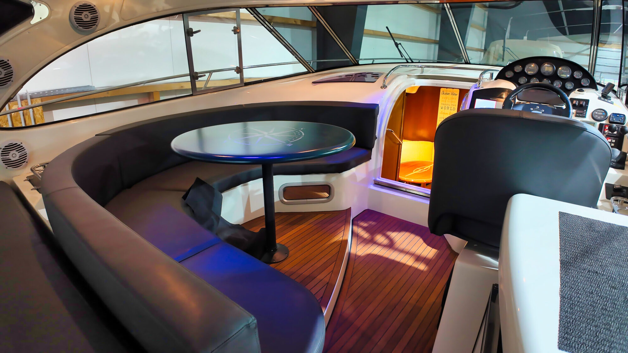 Motorboot Bavaria 37 HT Hardtop
