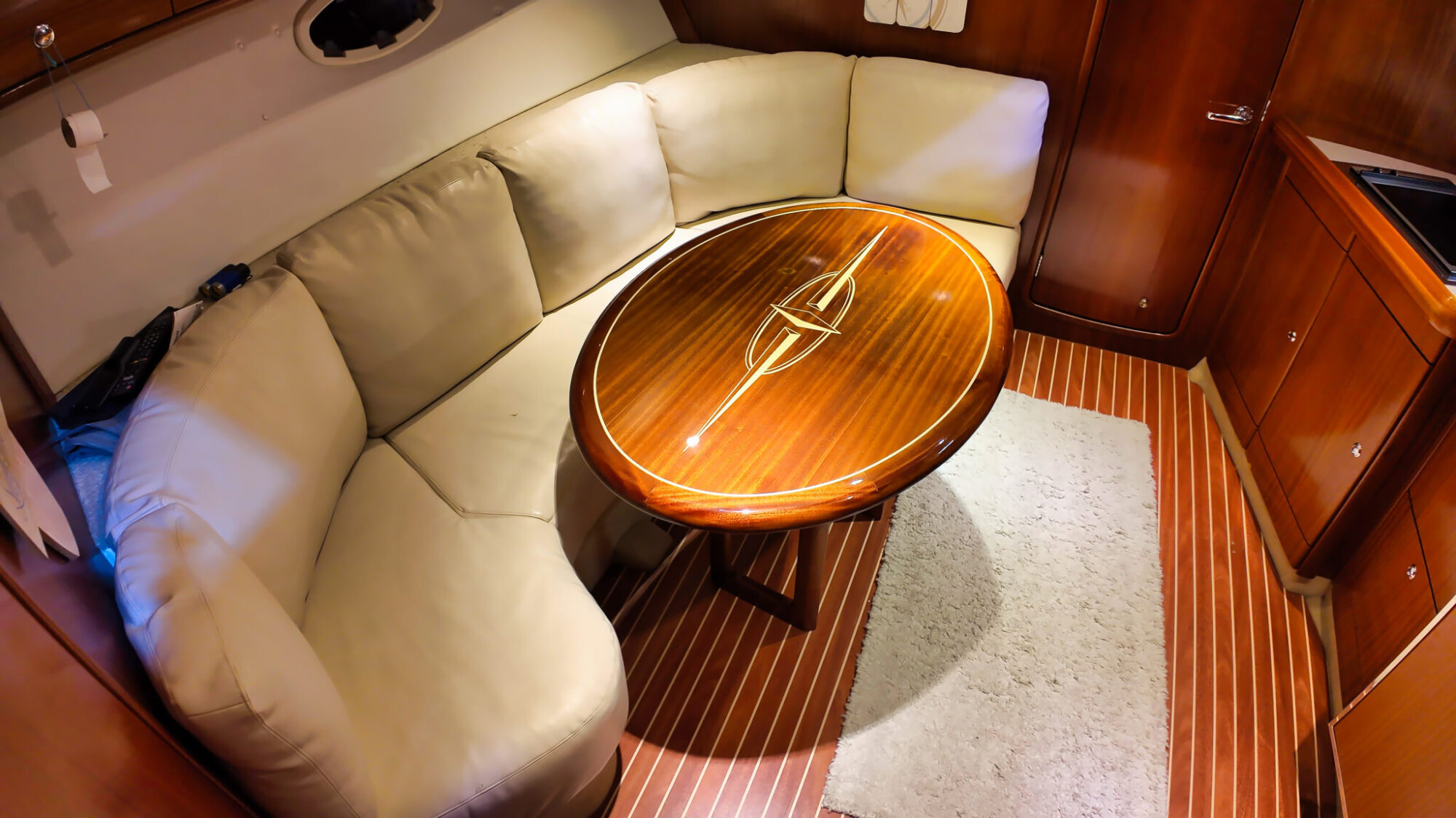 Motorboot Bavaria 37 HT Hardtop