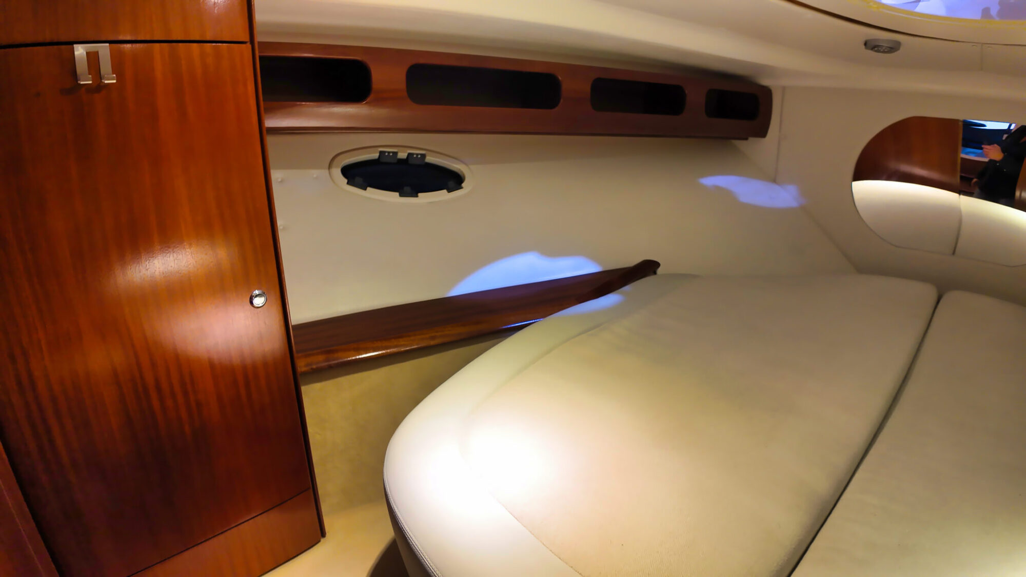 Motorboot Bavaria 37 HT Hardtop