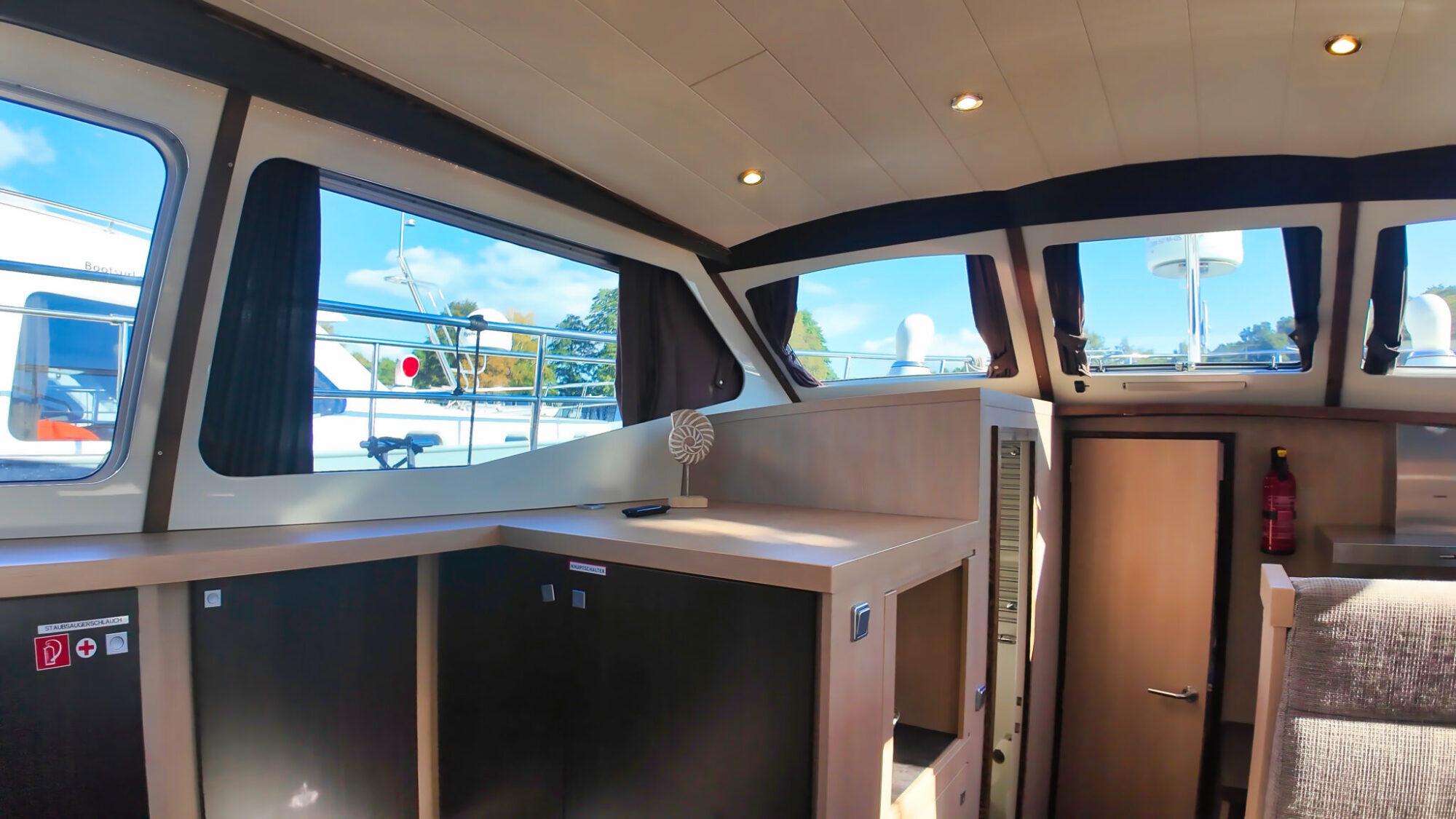 Motorboot Aventura 43 AK Cabrio
