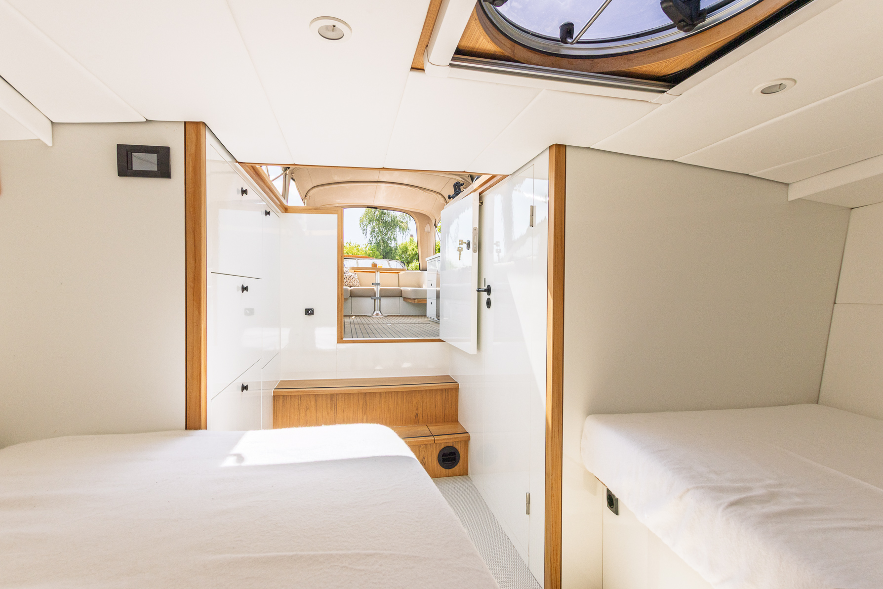 Motorboot Crown yachts Crown Keyzer S33