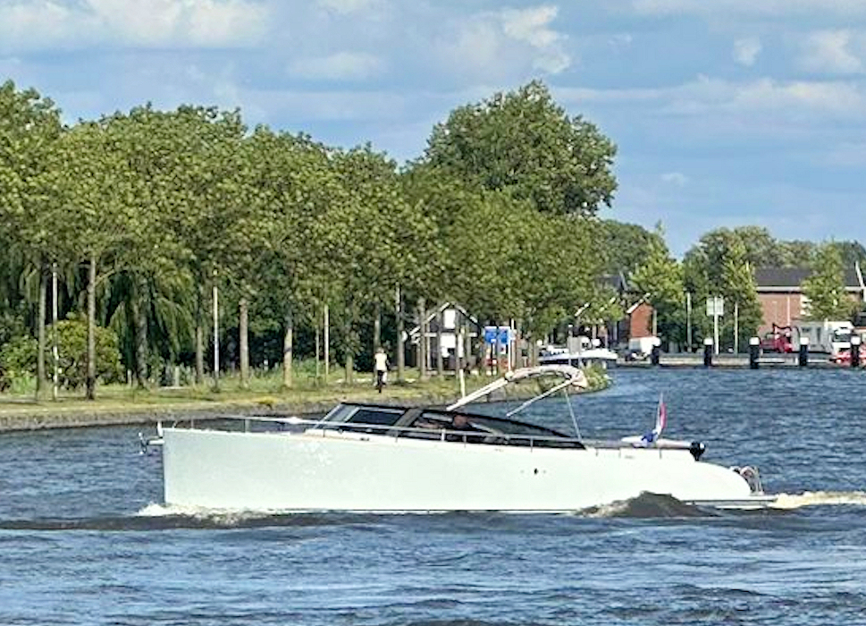 Motorboot Crown yachts Crown Keyzer S33