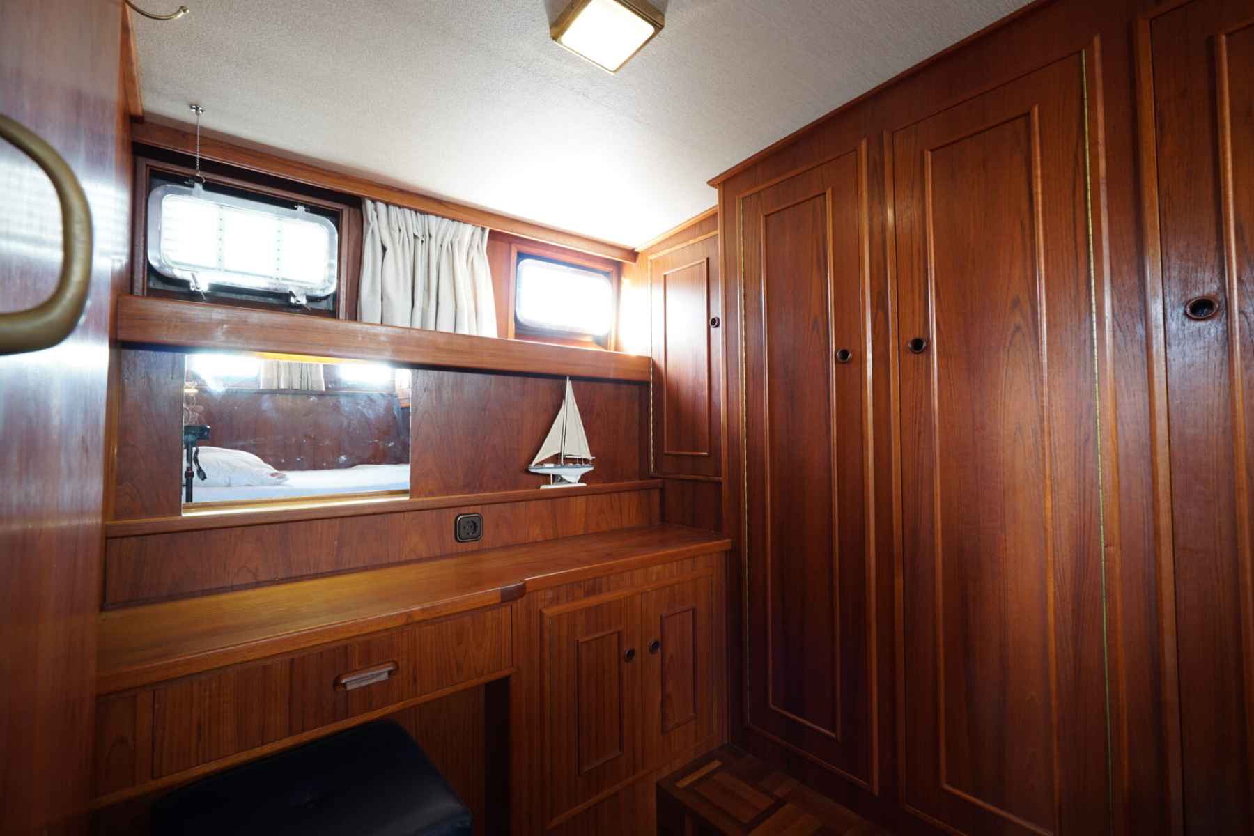 Motorboot Damen Pushy Cat 15.00 AK Cabrio