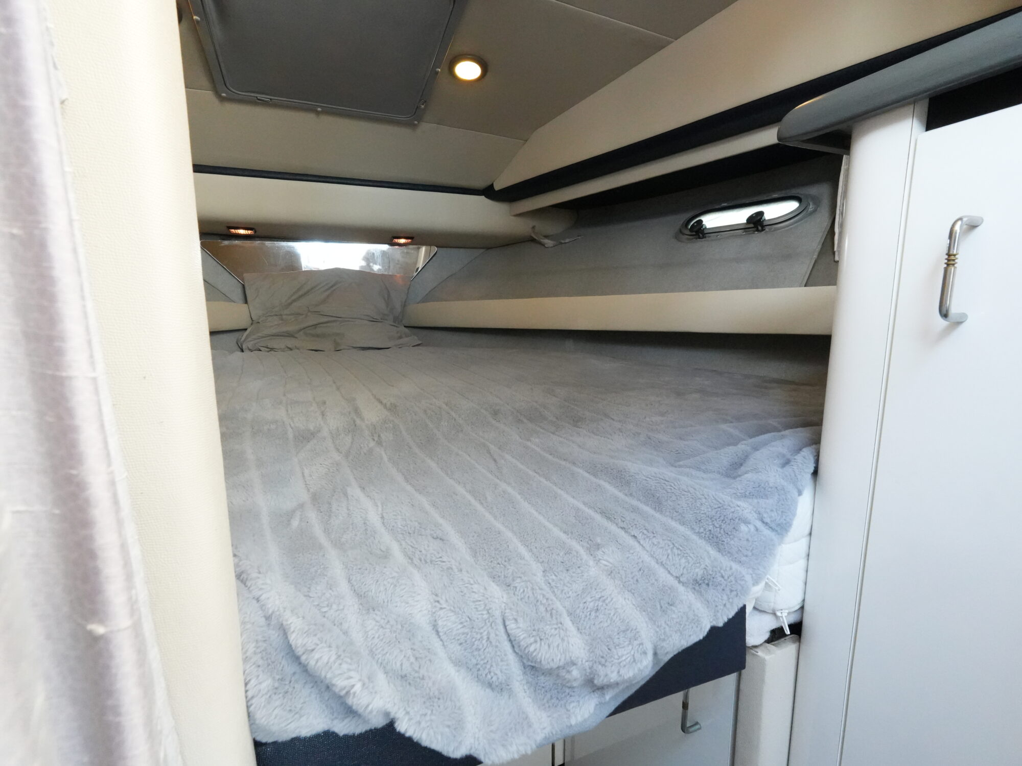 Motorboot Bayliner 3688 Flybridge
