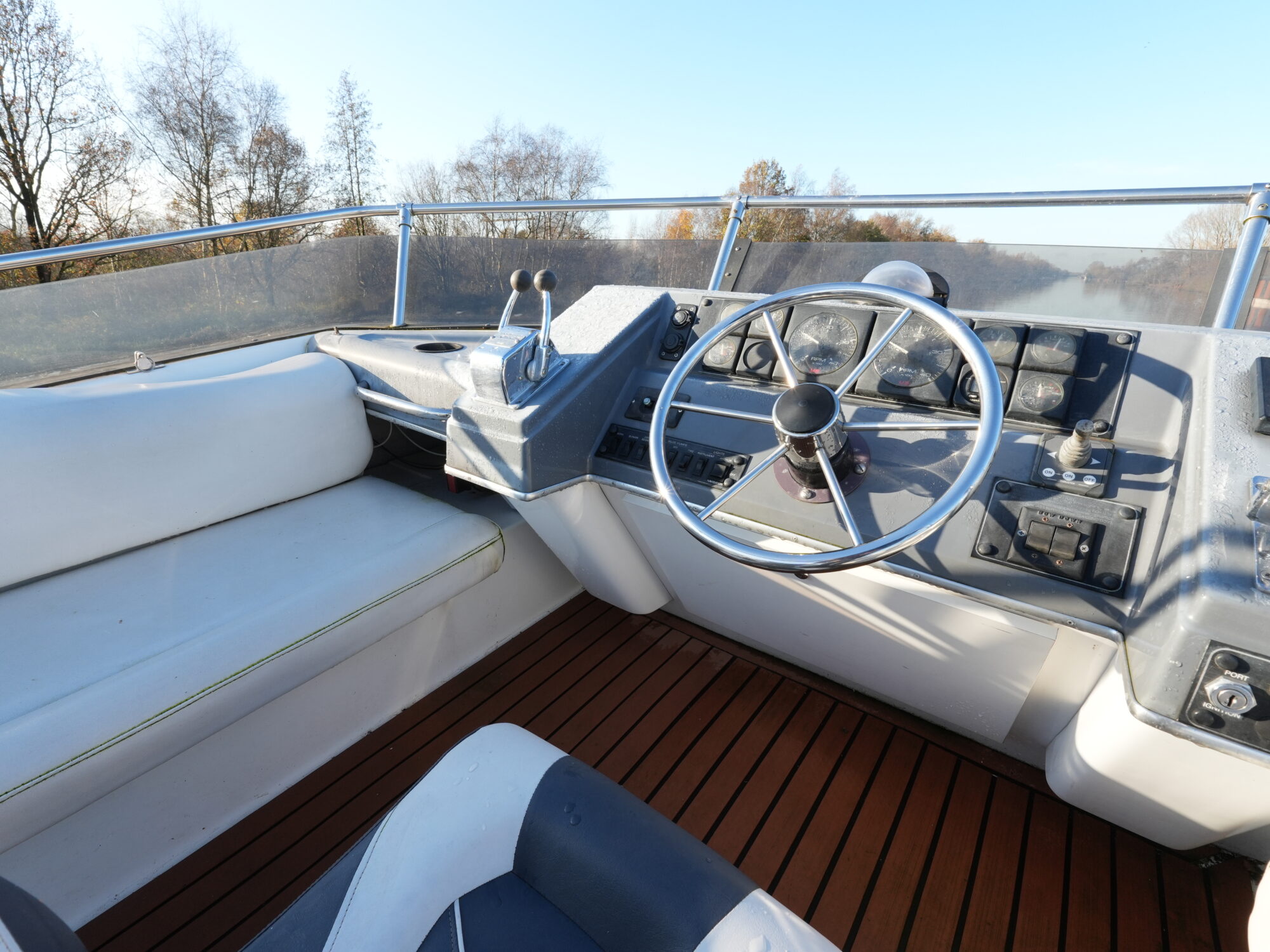 Motorboot Bayliner 3688 Flybridge