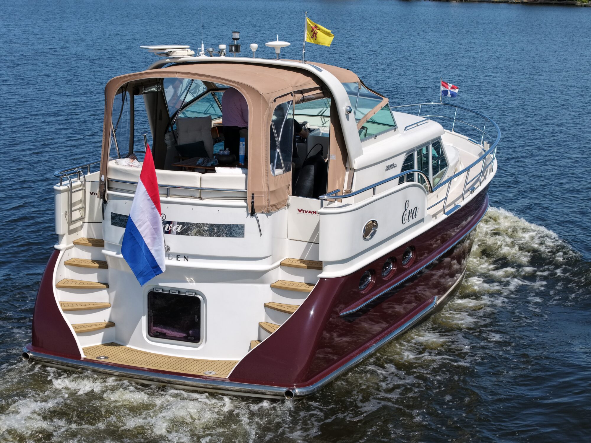 Motorboot Vivante 42 AK