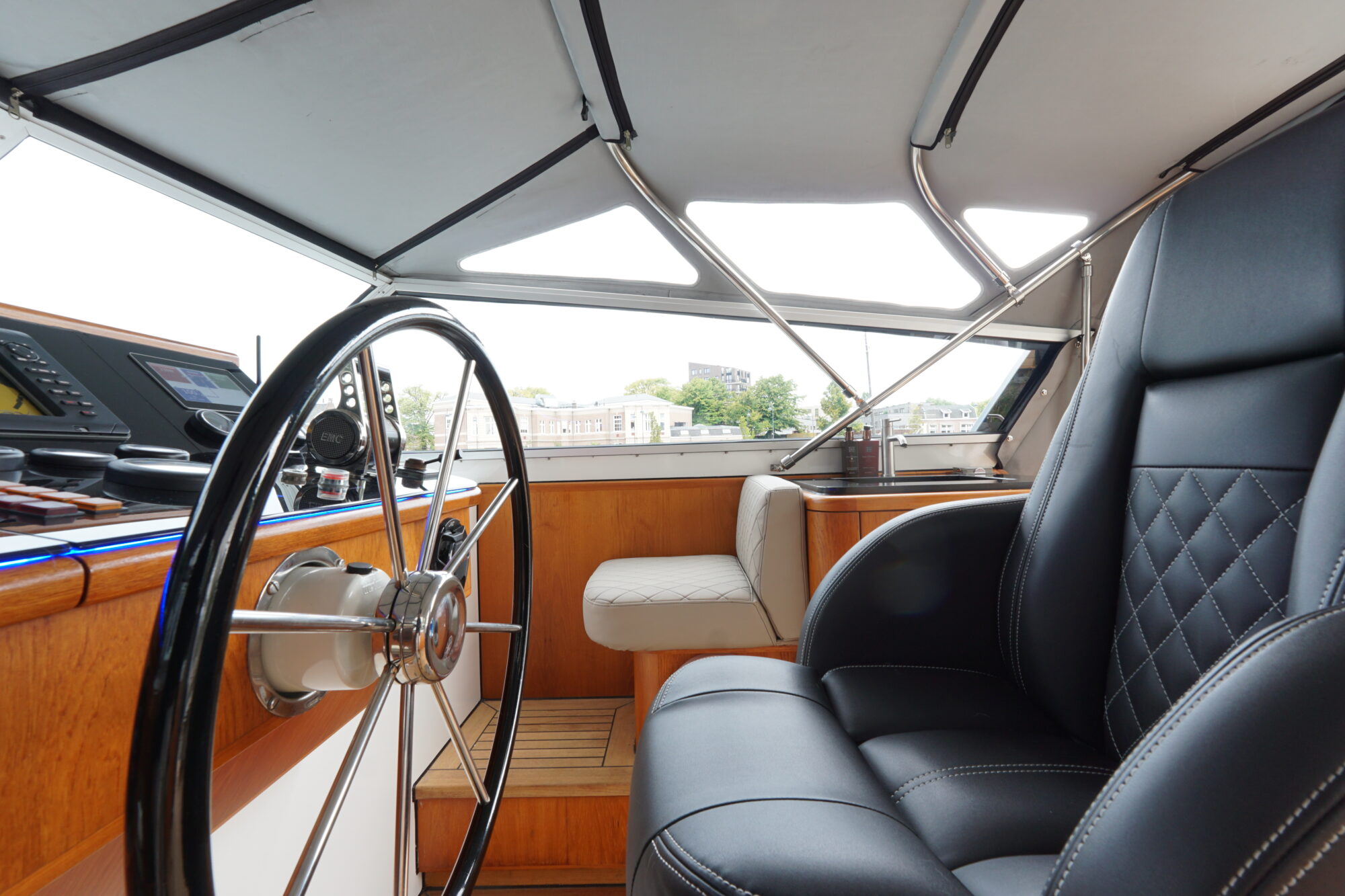 Motorboot Van der Heijden 14.00 Dynamic DeLuxe Cabrio