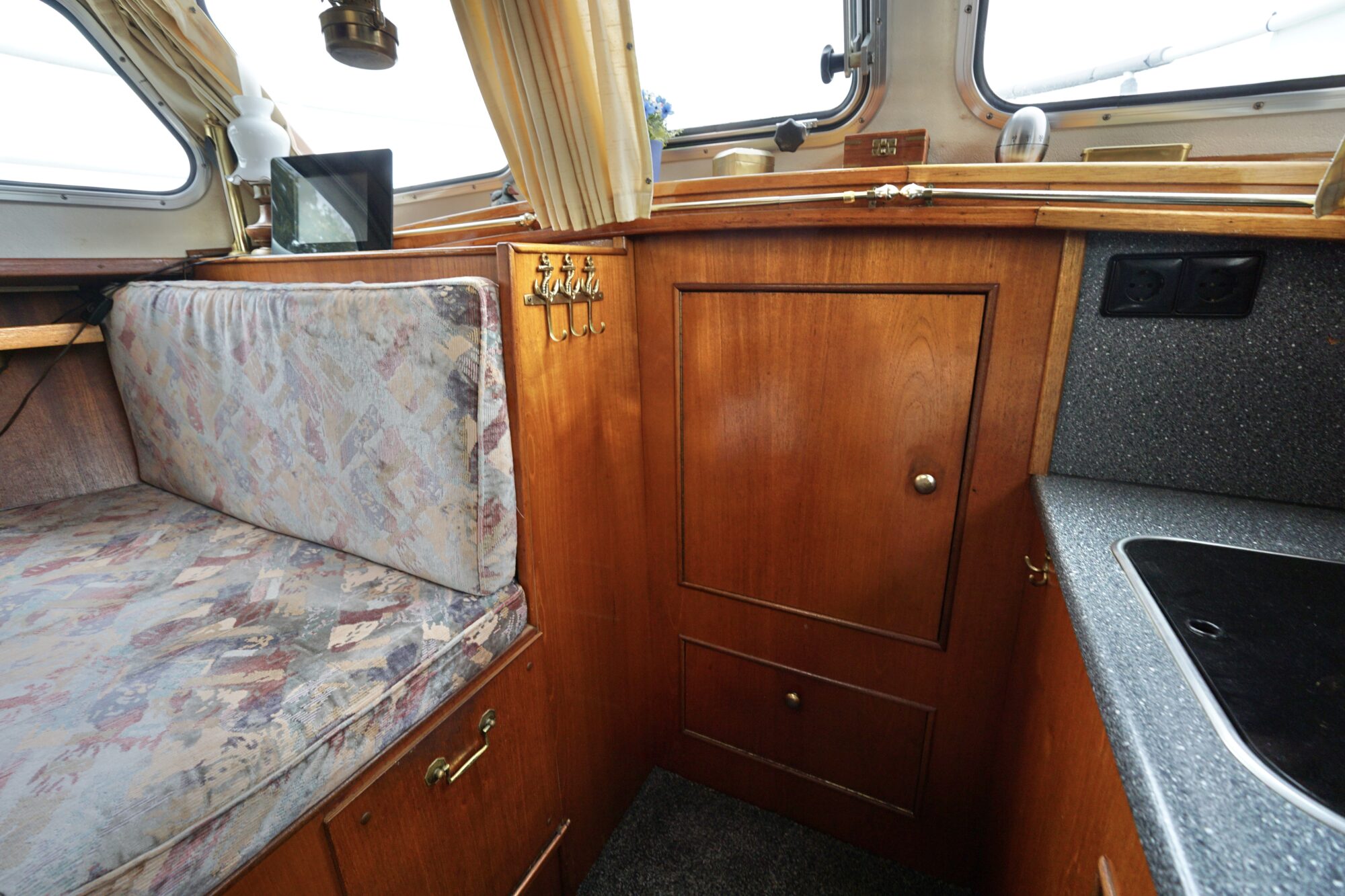 Motorboot Marne Kruiser 9.50 AK Cabrio
