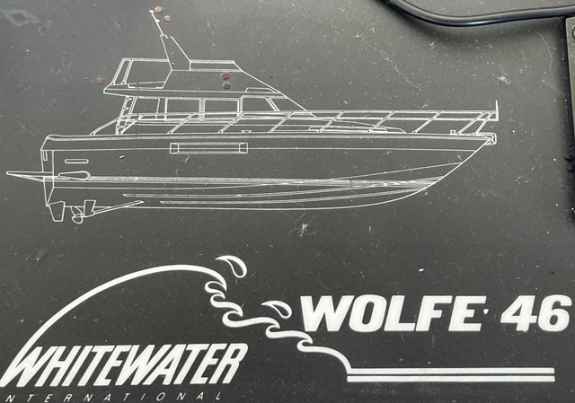 Motorboot Whitewater Wolfe 46 Flybridge