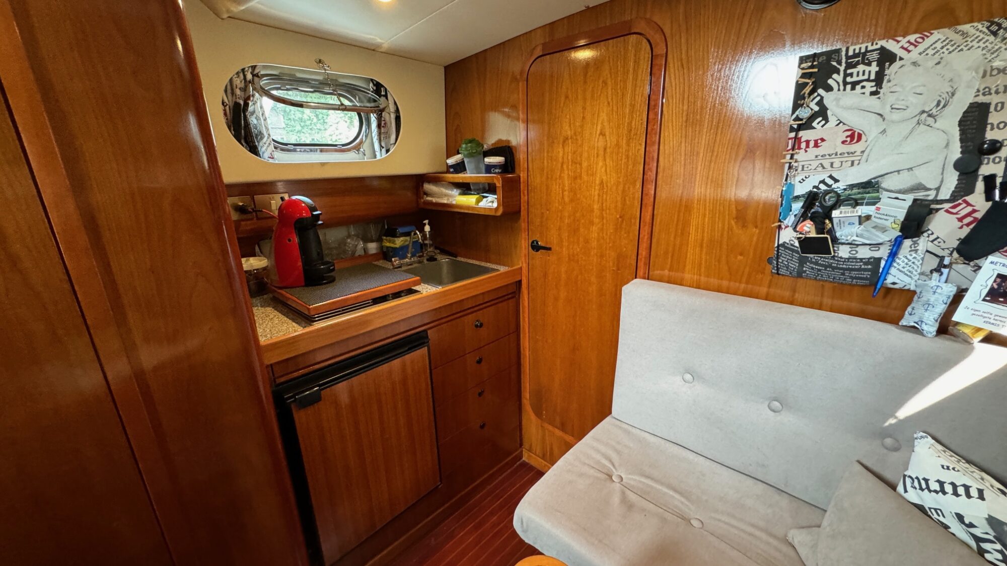 Motorboot Apreamare 9