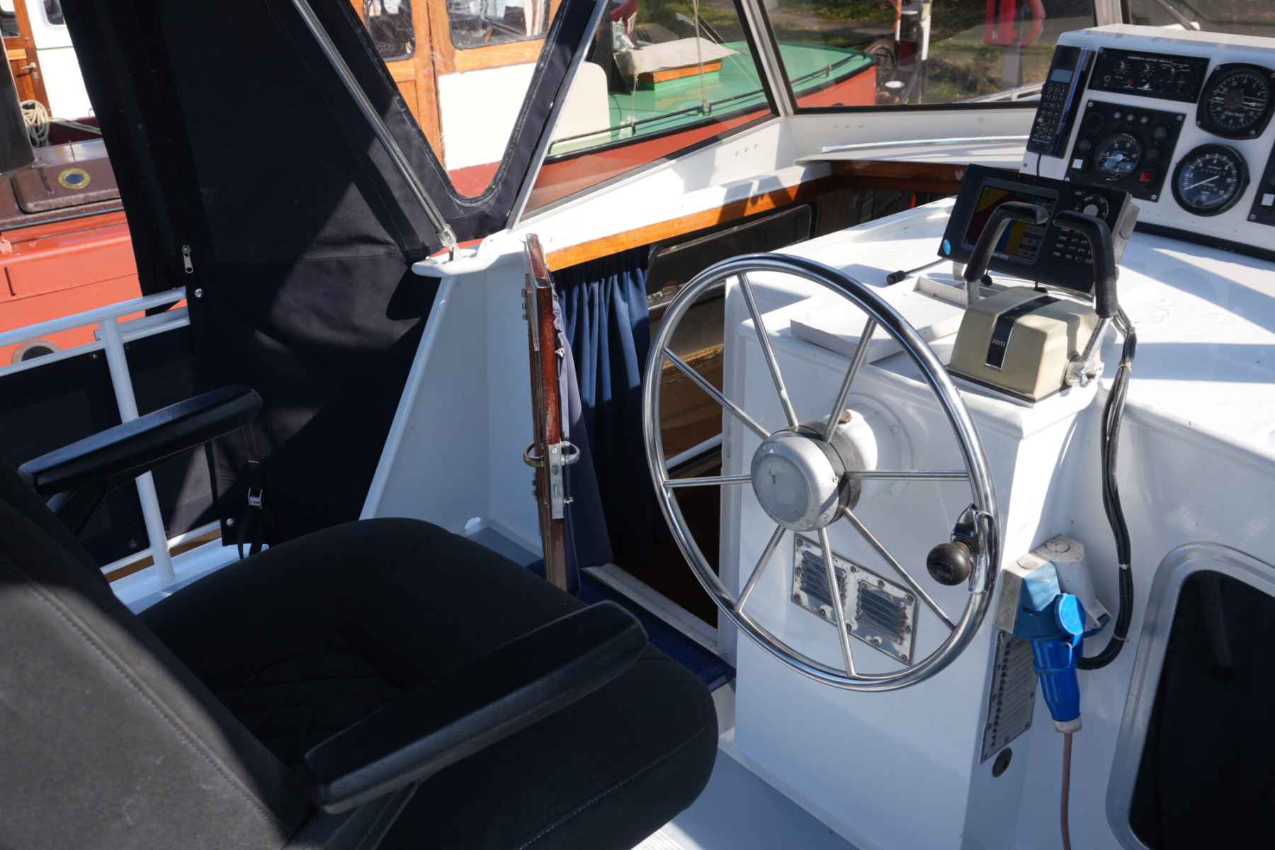 Motorboot Curtevenne 10.50 AK Cabrio
