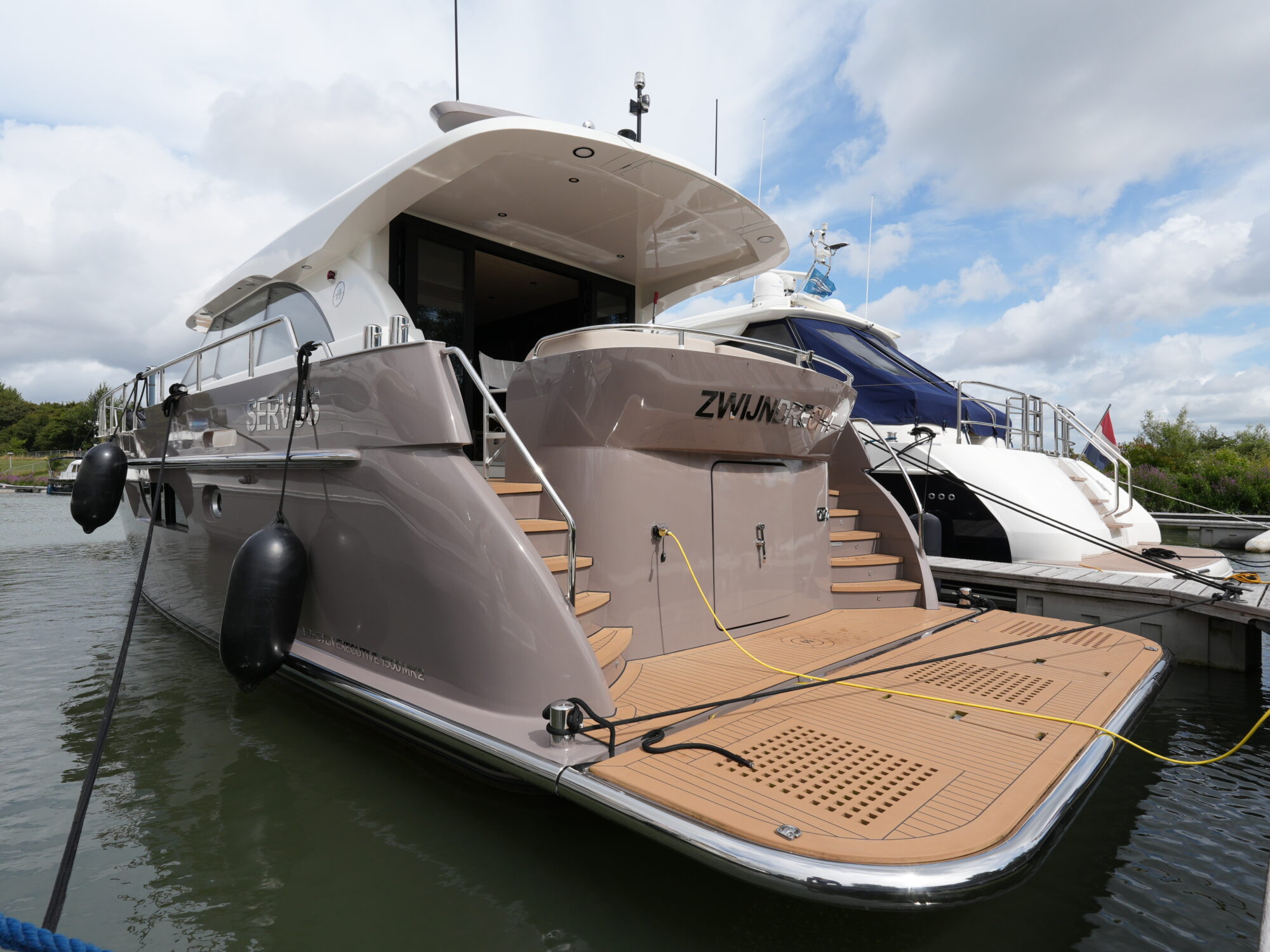 Motorboot Van den Hoven Executive 15.00 MK II