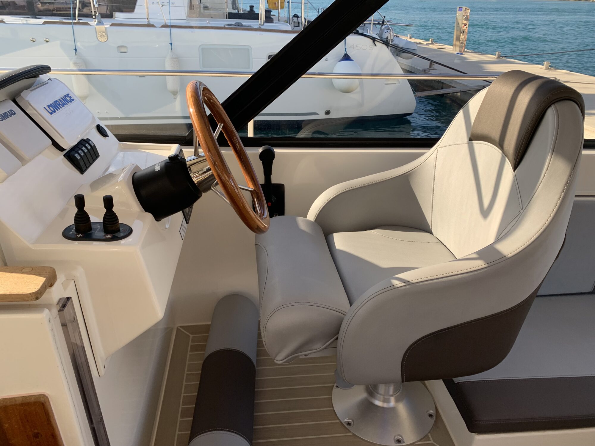 Motorboot Delphia Yachts Escape 1350
