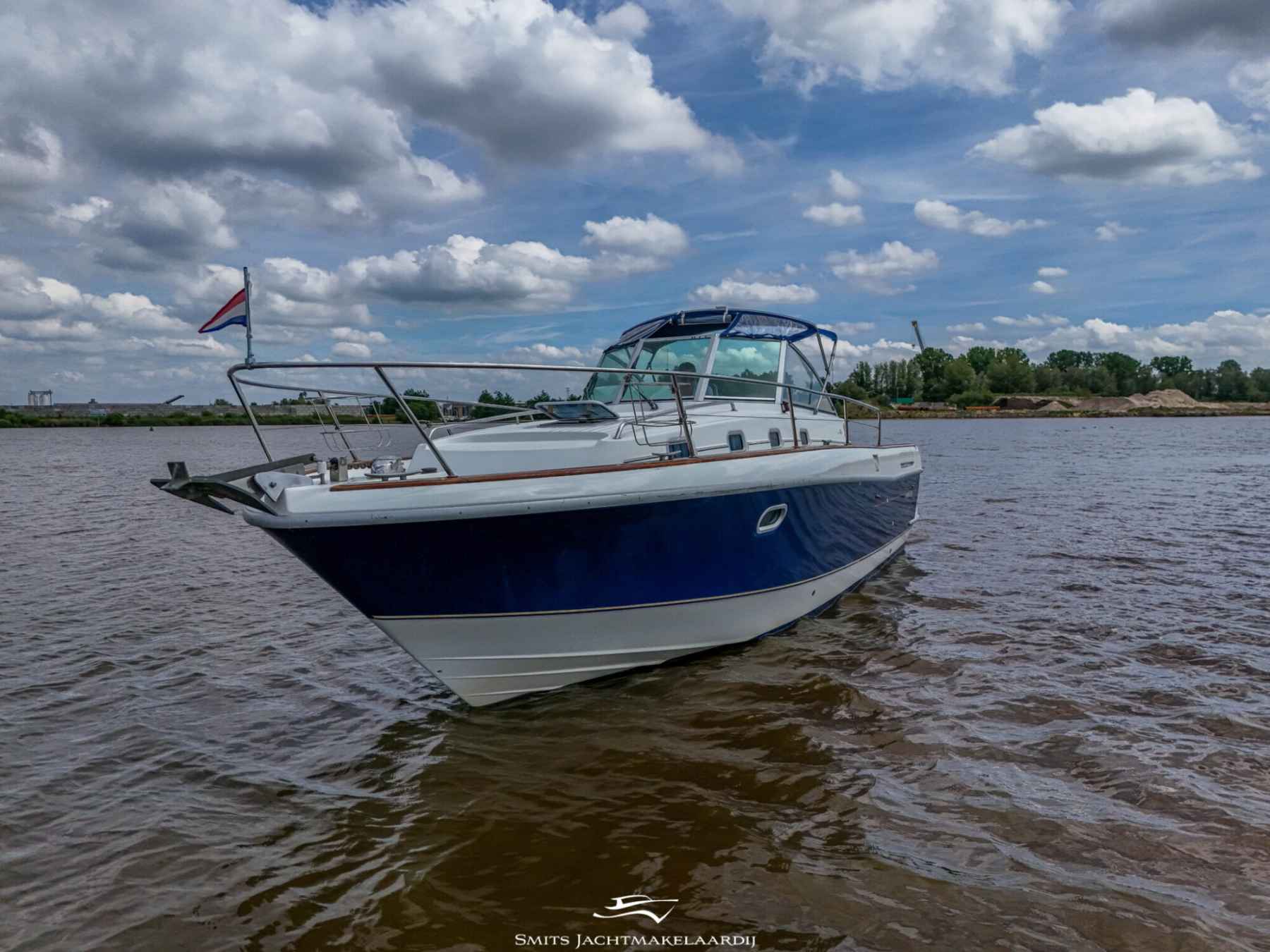 Motorboot Beneteau Ombrine 9.60