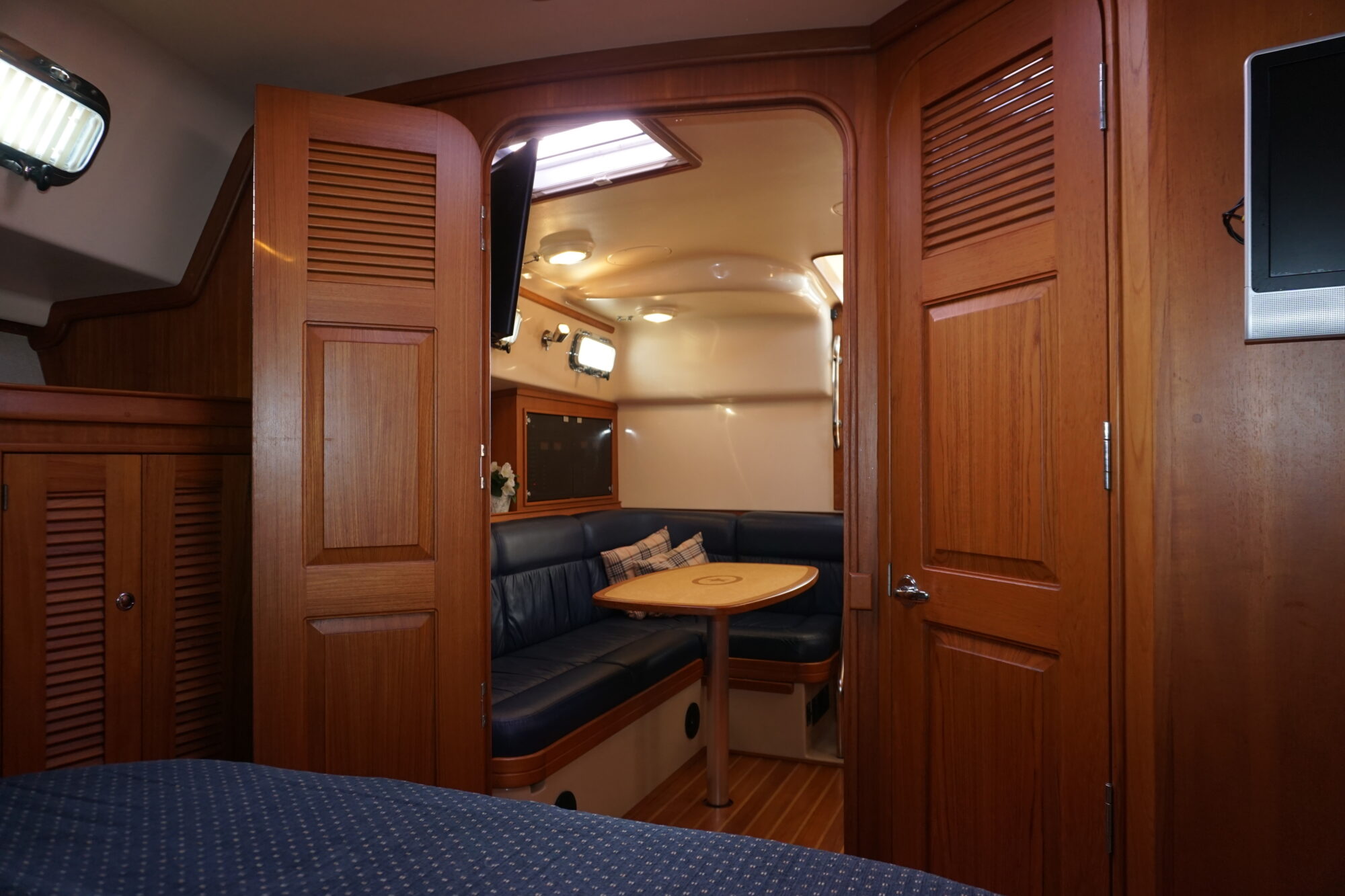 Motorboot Island Packet Craft 360 Express