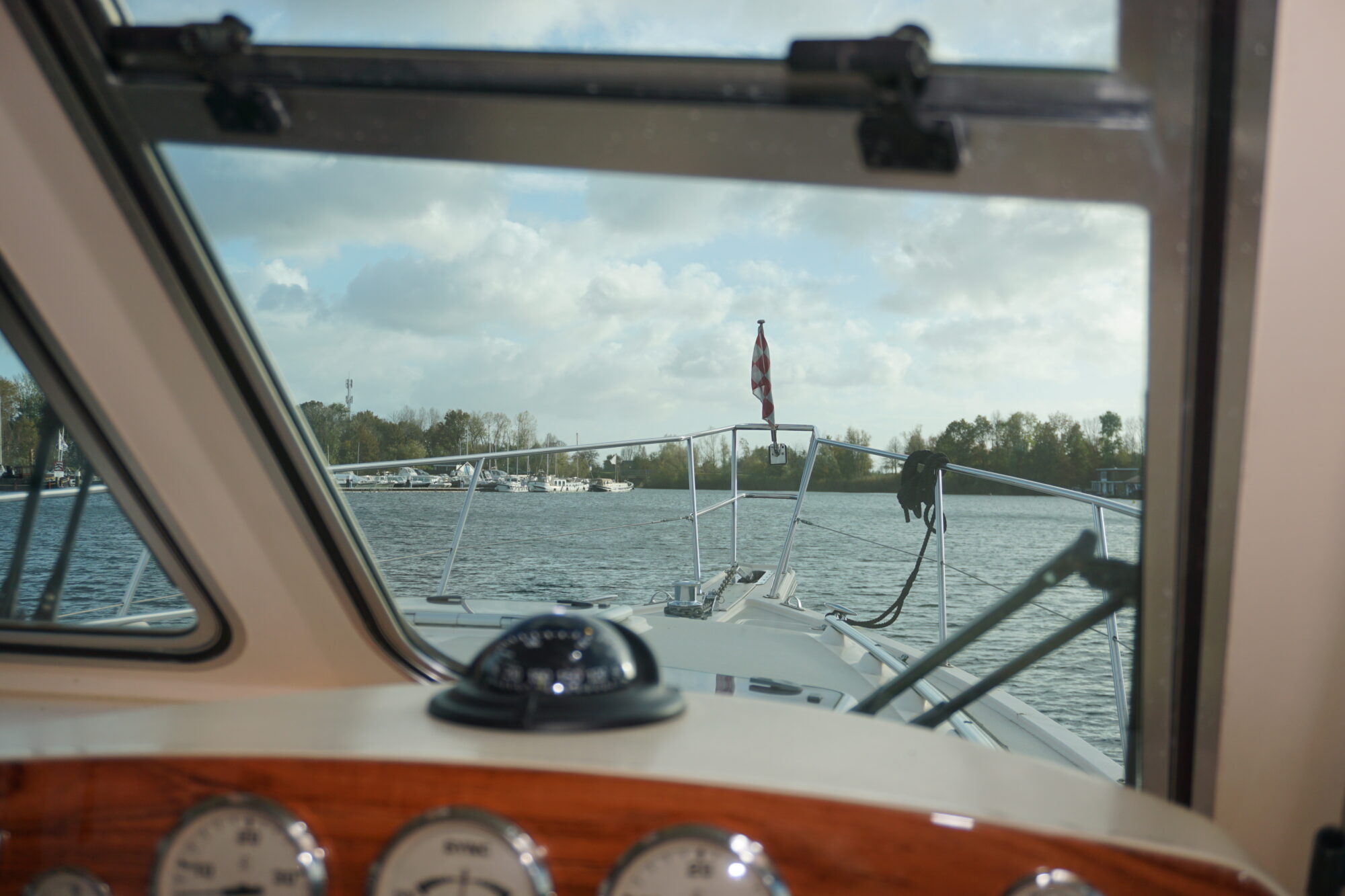 Motorboot Island Packet Craft 360 Express