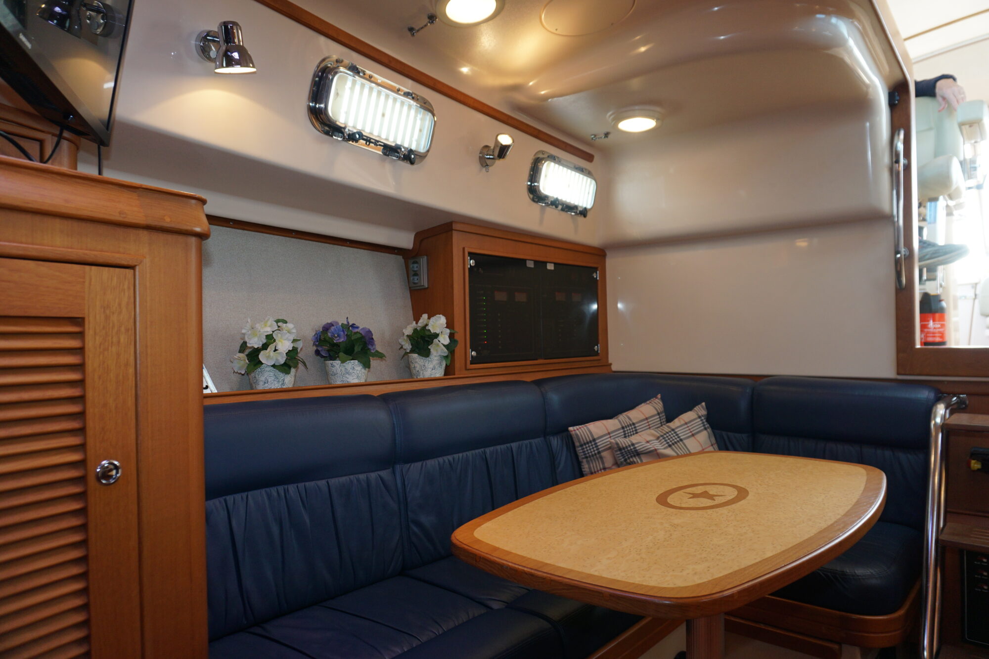 Motorboot Island Packet Craft 360 Express