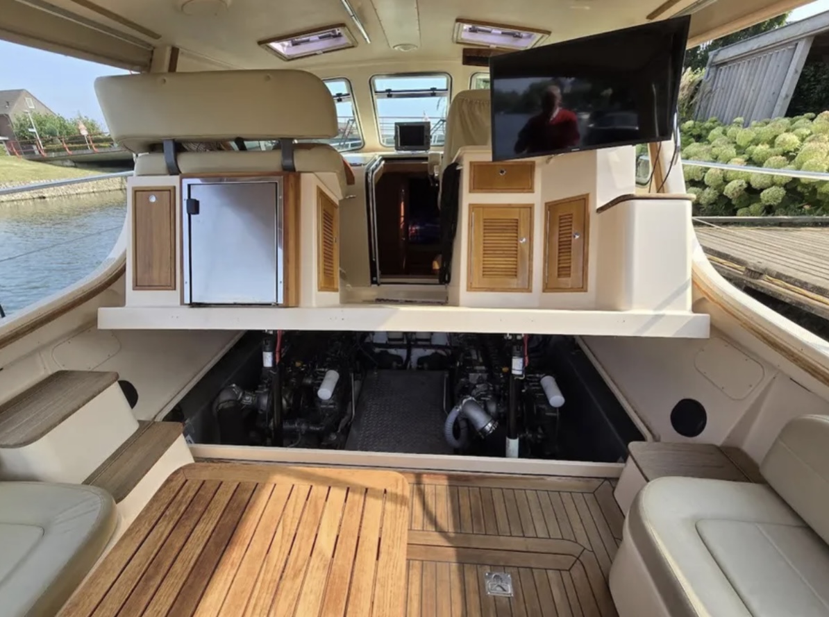 Motorboot Island Packet Craft 360 Express