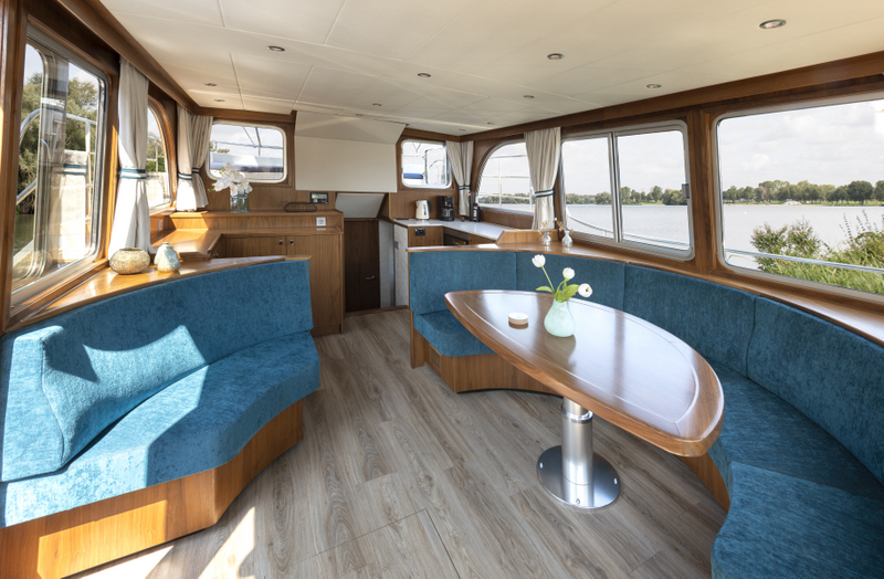 Motorboot Tinnemans Tinn Liner 14.95 AK Cabrio