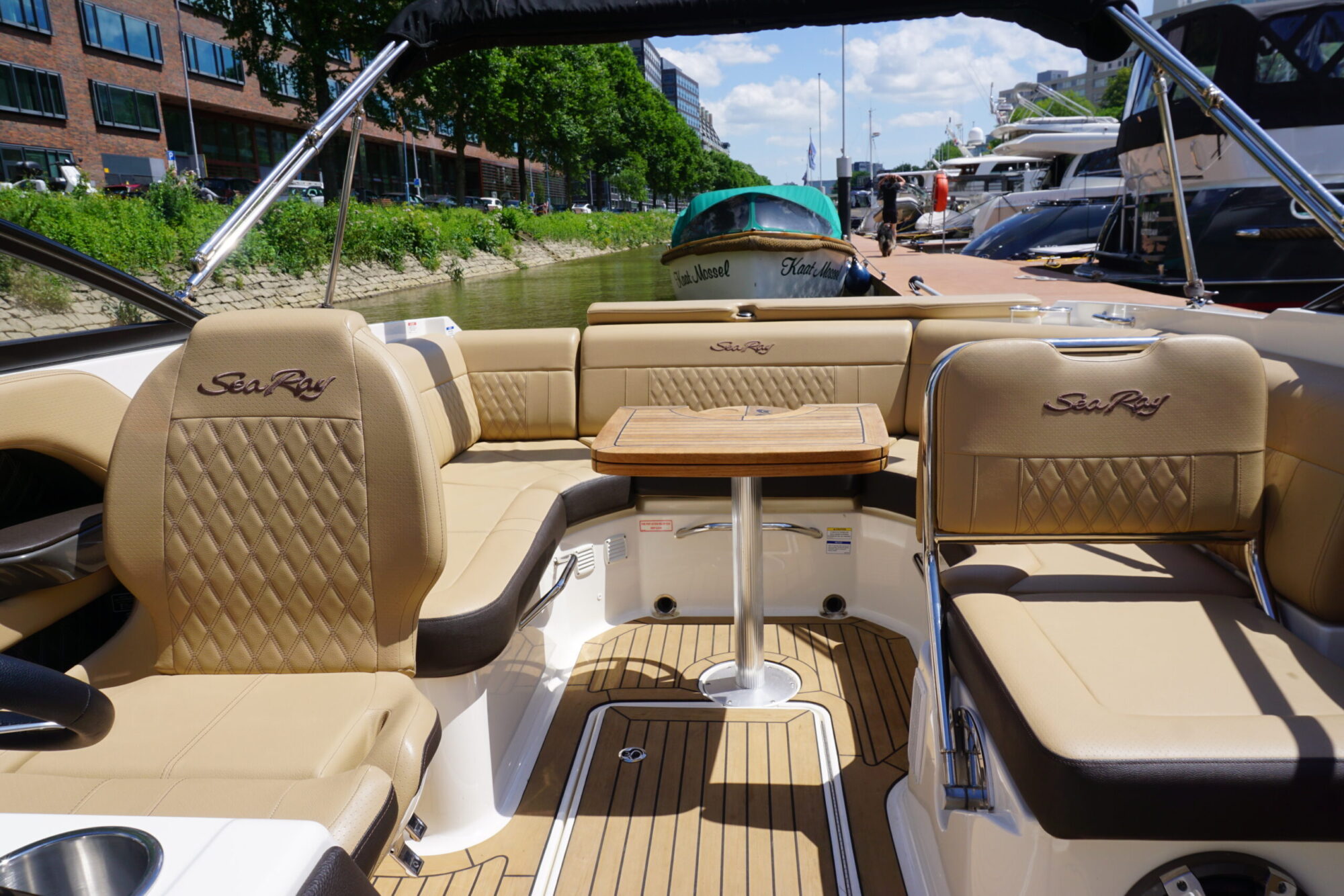 Motorboot Sea Ray 250 SLX