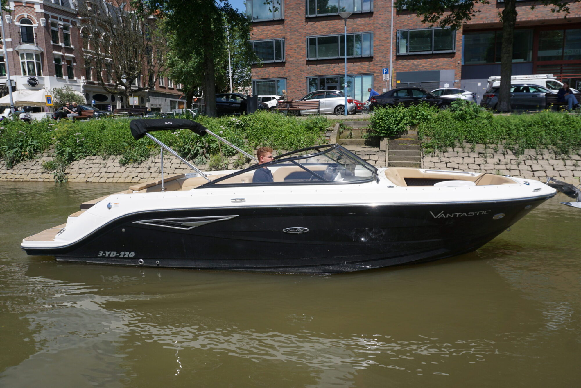 Motorboot Sea Ray 250 SLX