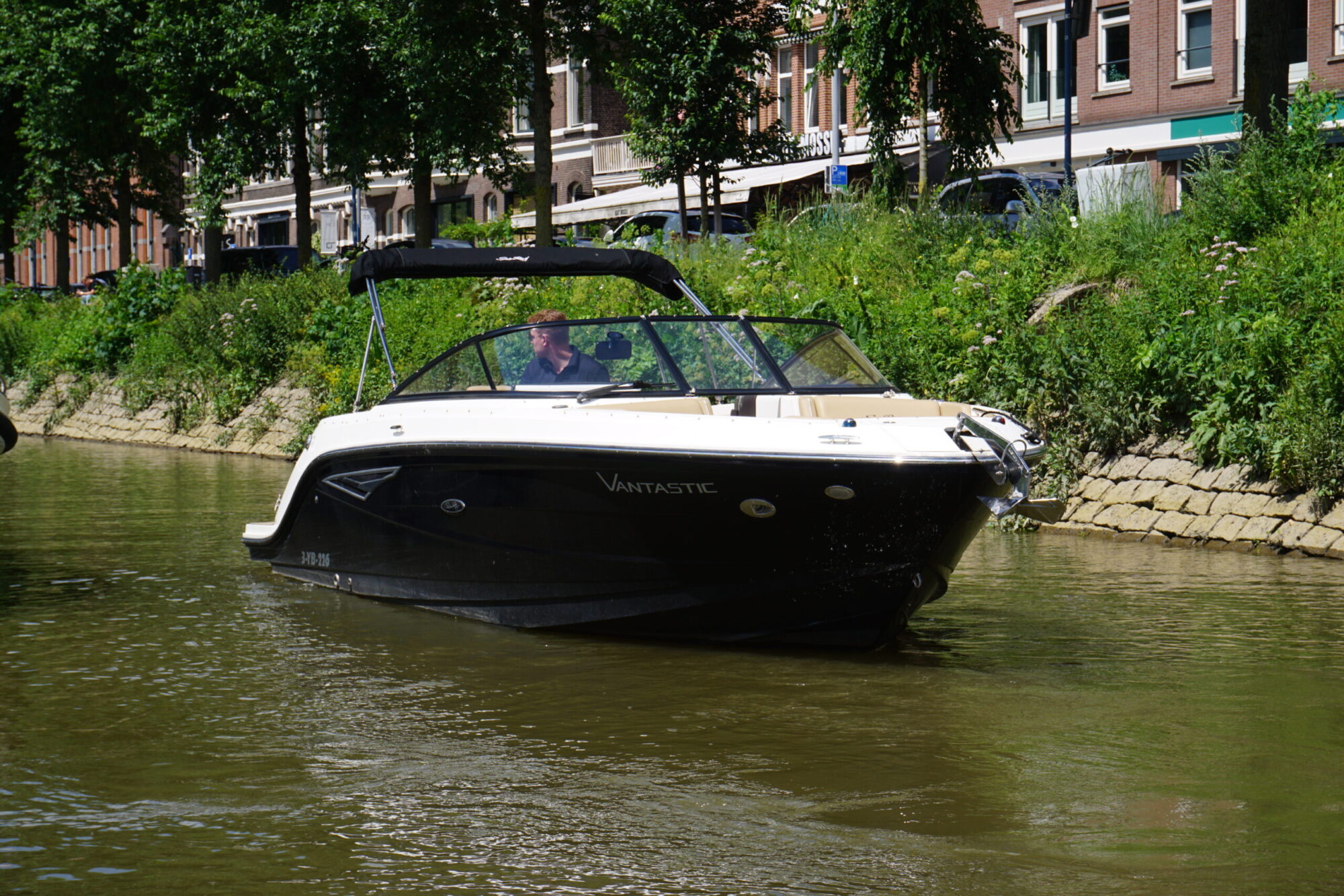 Motorboot Sea Ray 250 SLX