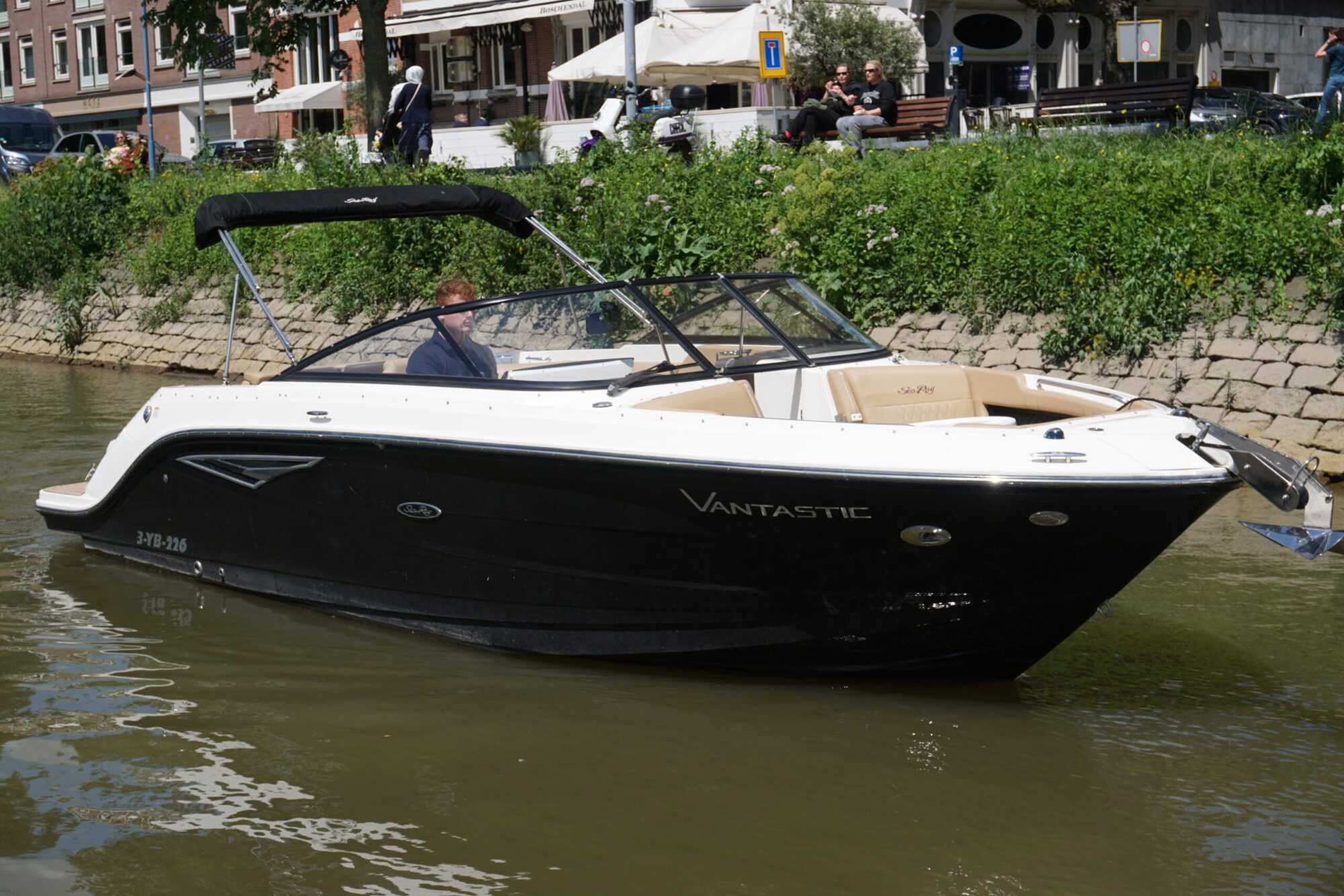 Motorboot Sea Ray 250 SLX
