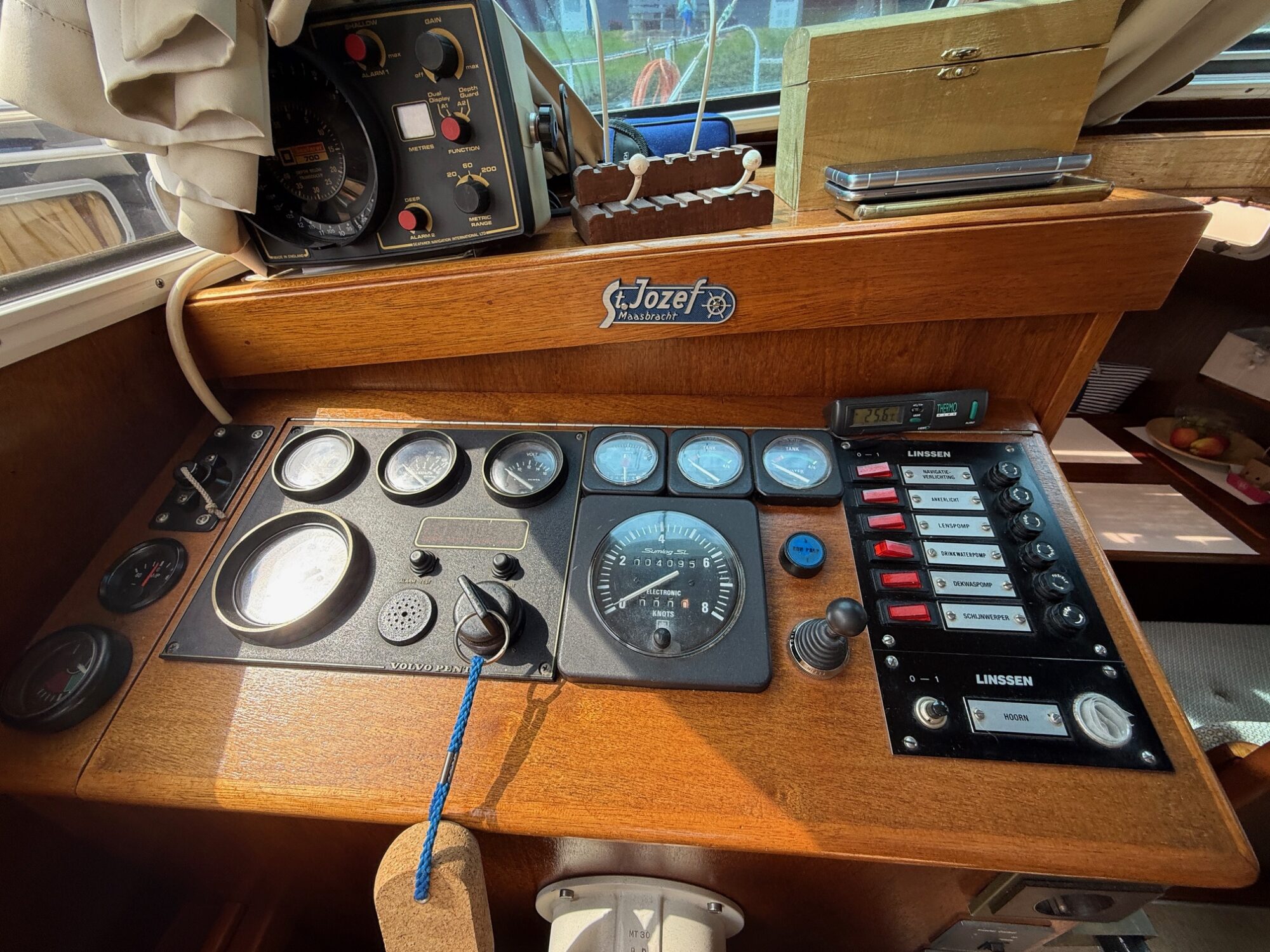 Motorboot Linssen 32 SL