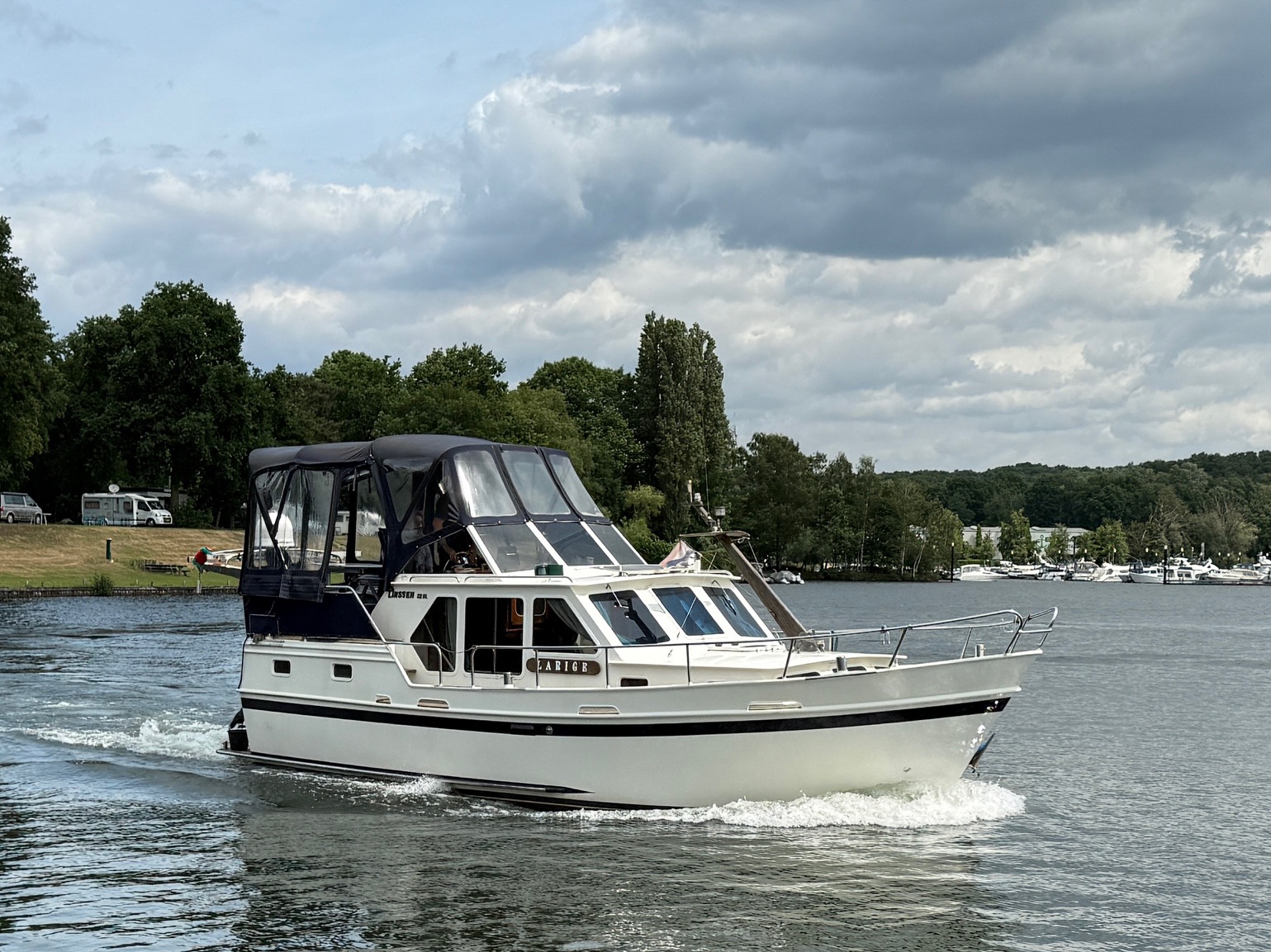 Motorboot Linssen 32 SL