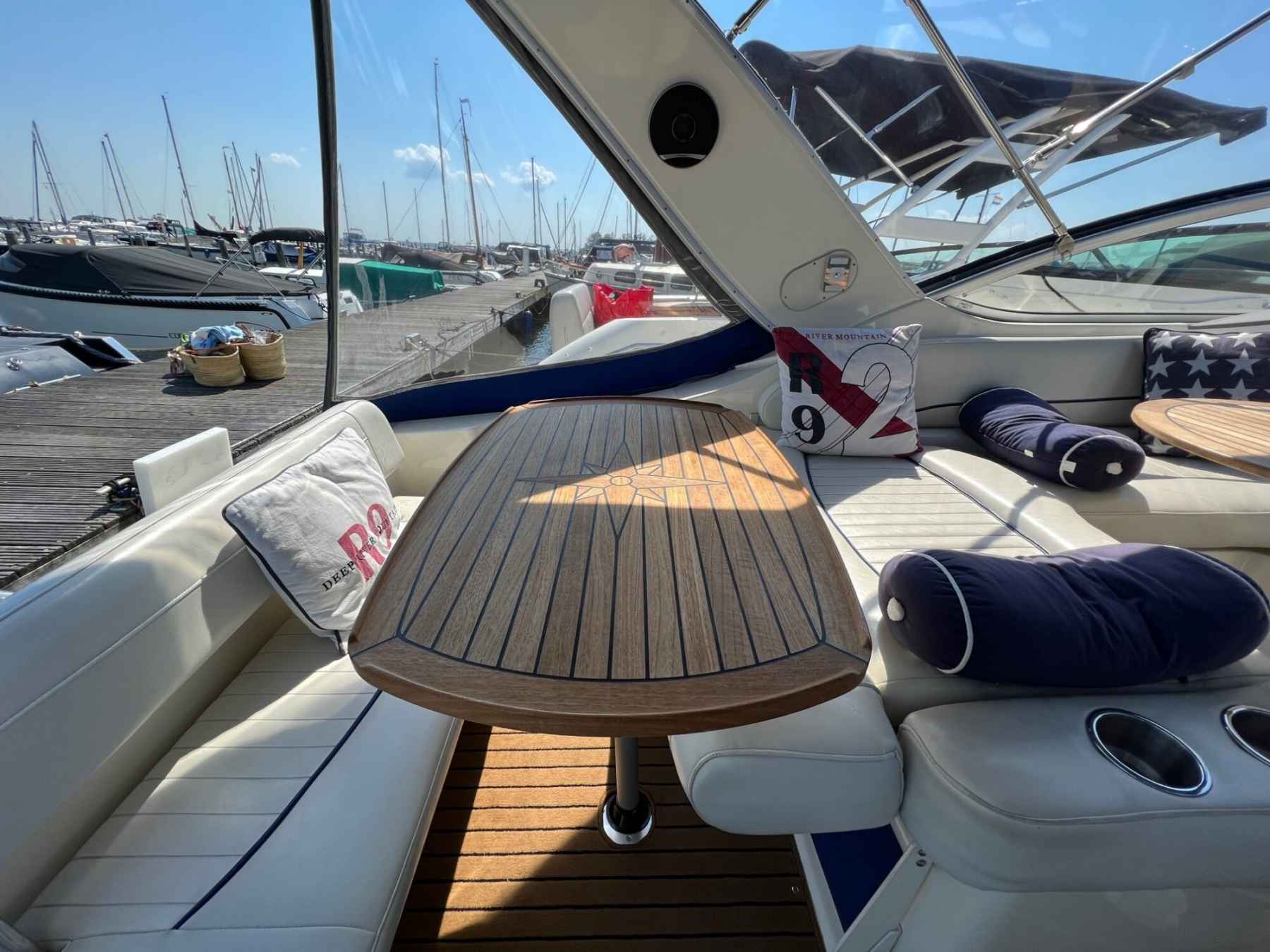 Motorboot Bayliner 285 Ciera Sunbridge