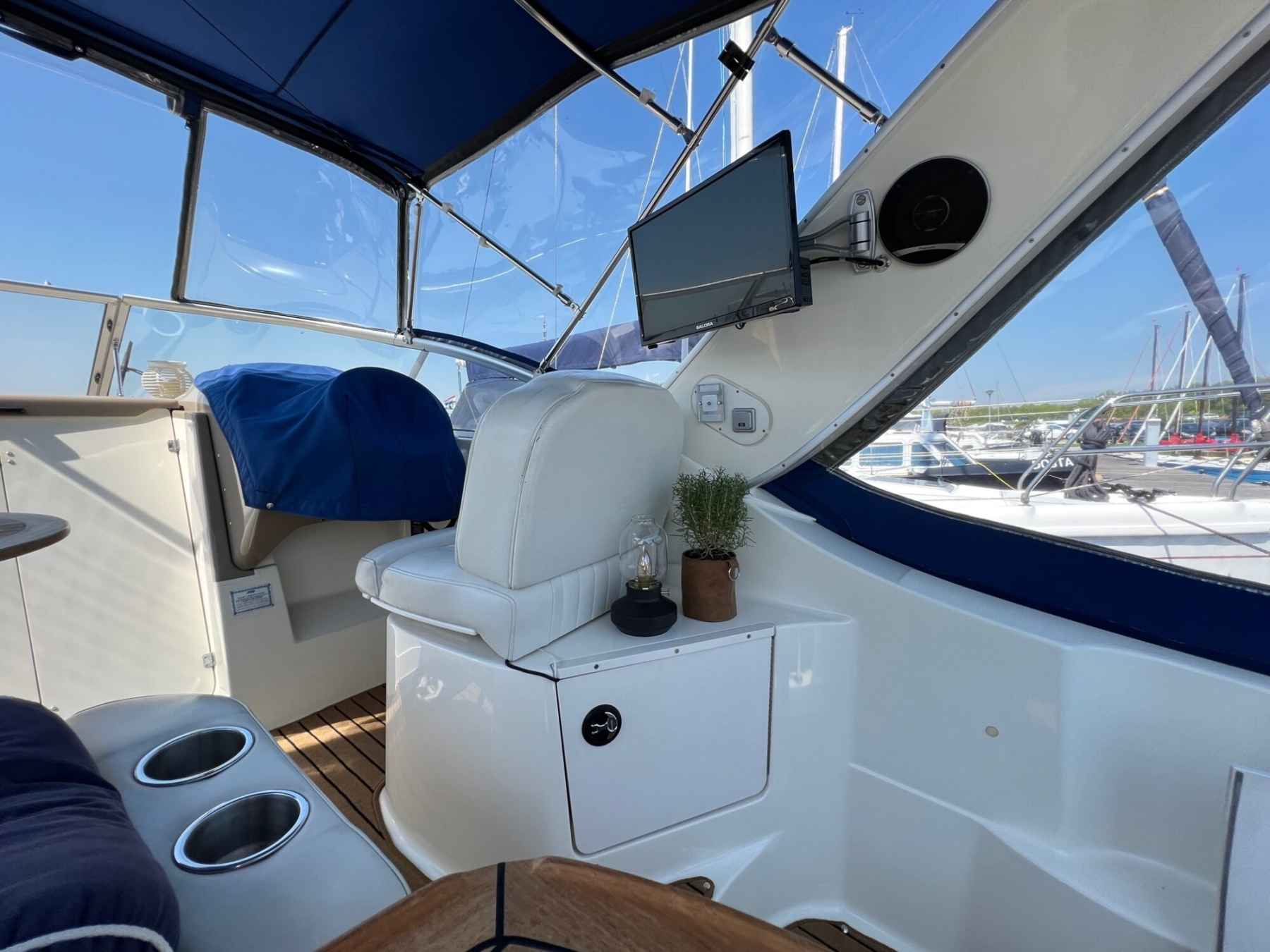 Motorboot Bayliner 285 Ciera Sunbridge