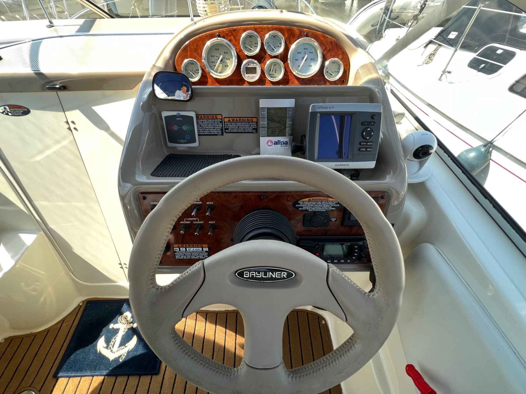 Motorboot Bayliner 285 Ciera Sunbridge