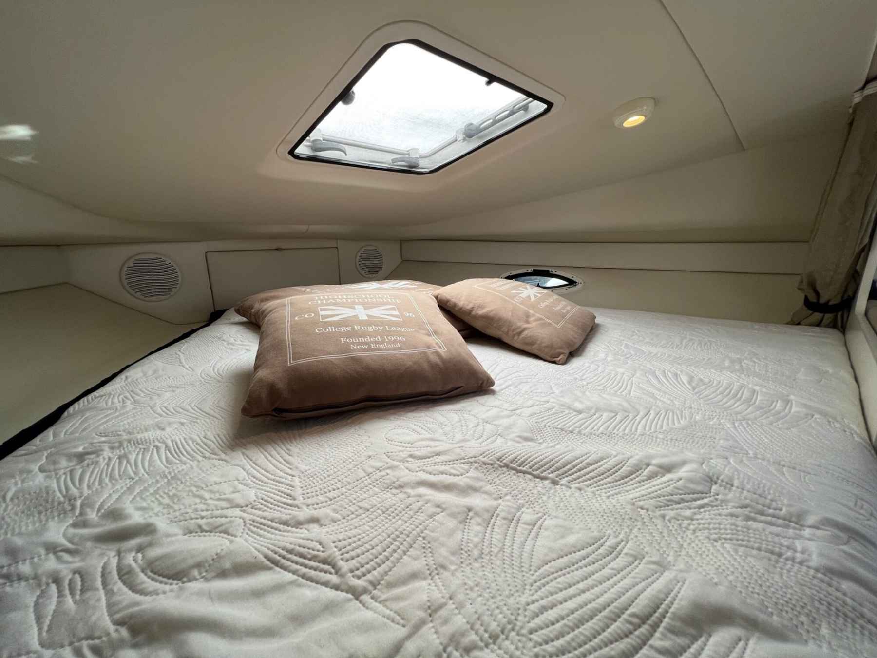 Motorboot Bayliner 285 Ciera Sunbridge