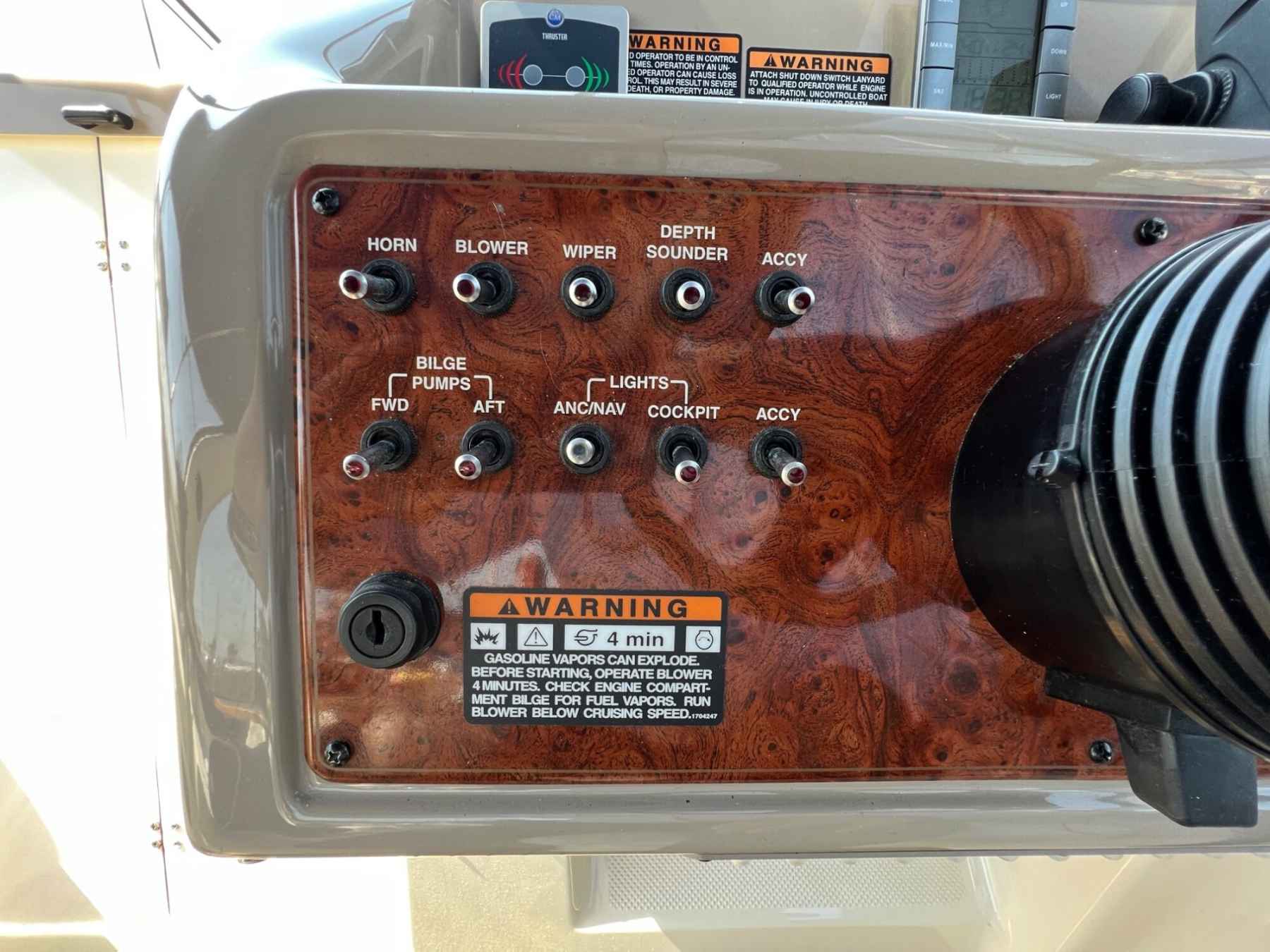 Motorboot Bayliner 285 Ciera Sunbridge