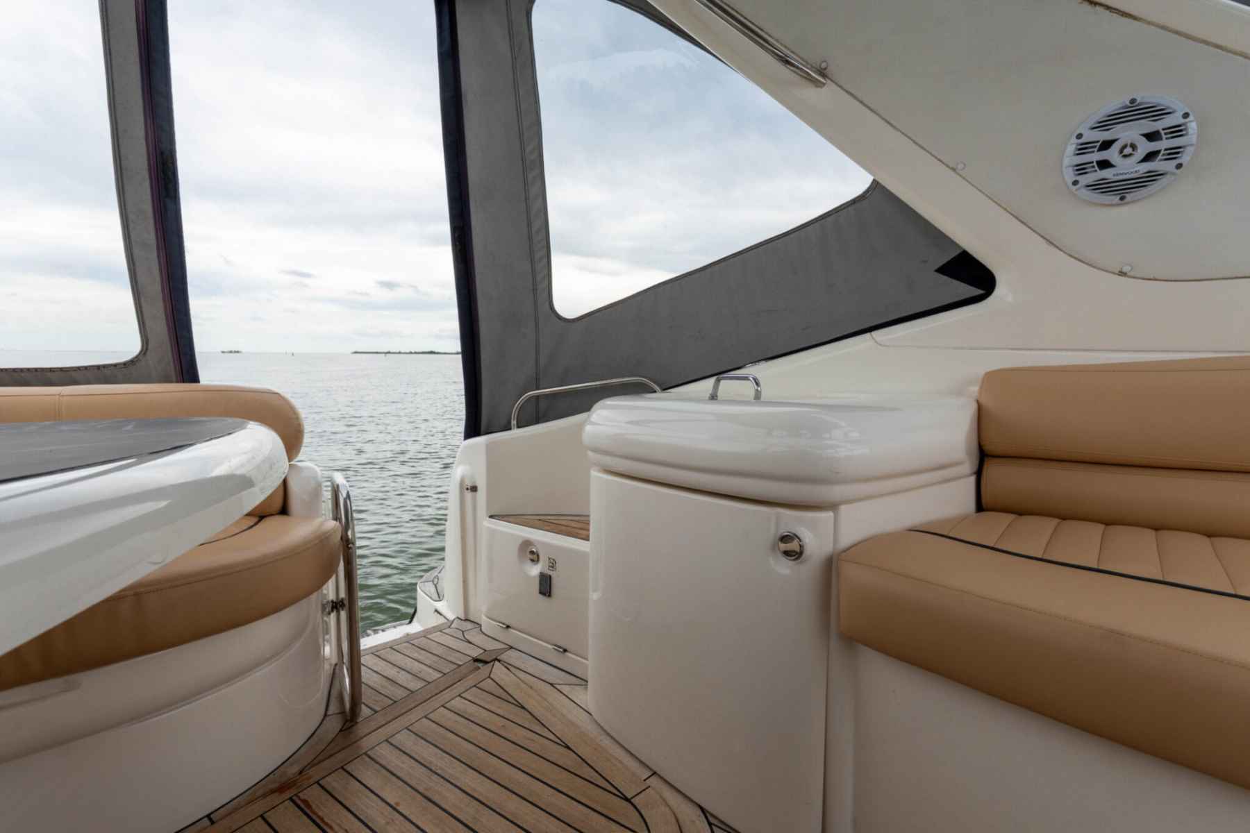Motorboot Sealine S37