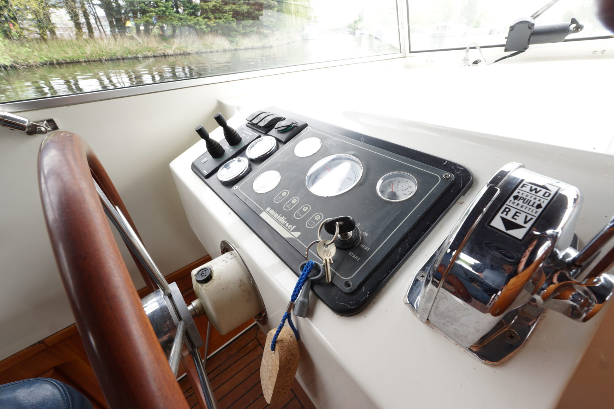 Motorboot Vedette 8.80 OK Spiegeldeur
