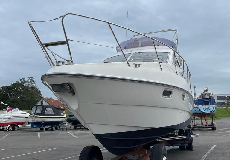 Motorboot Sealine F34 Flybridge