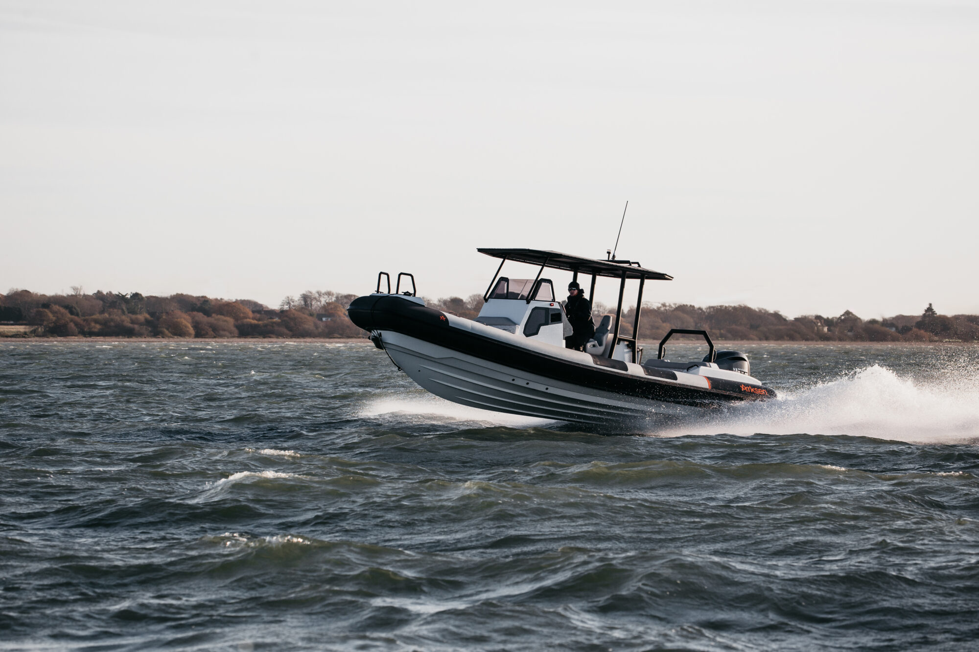 Motorboot Arksen 8