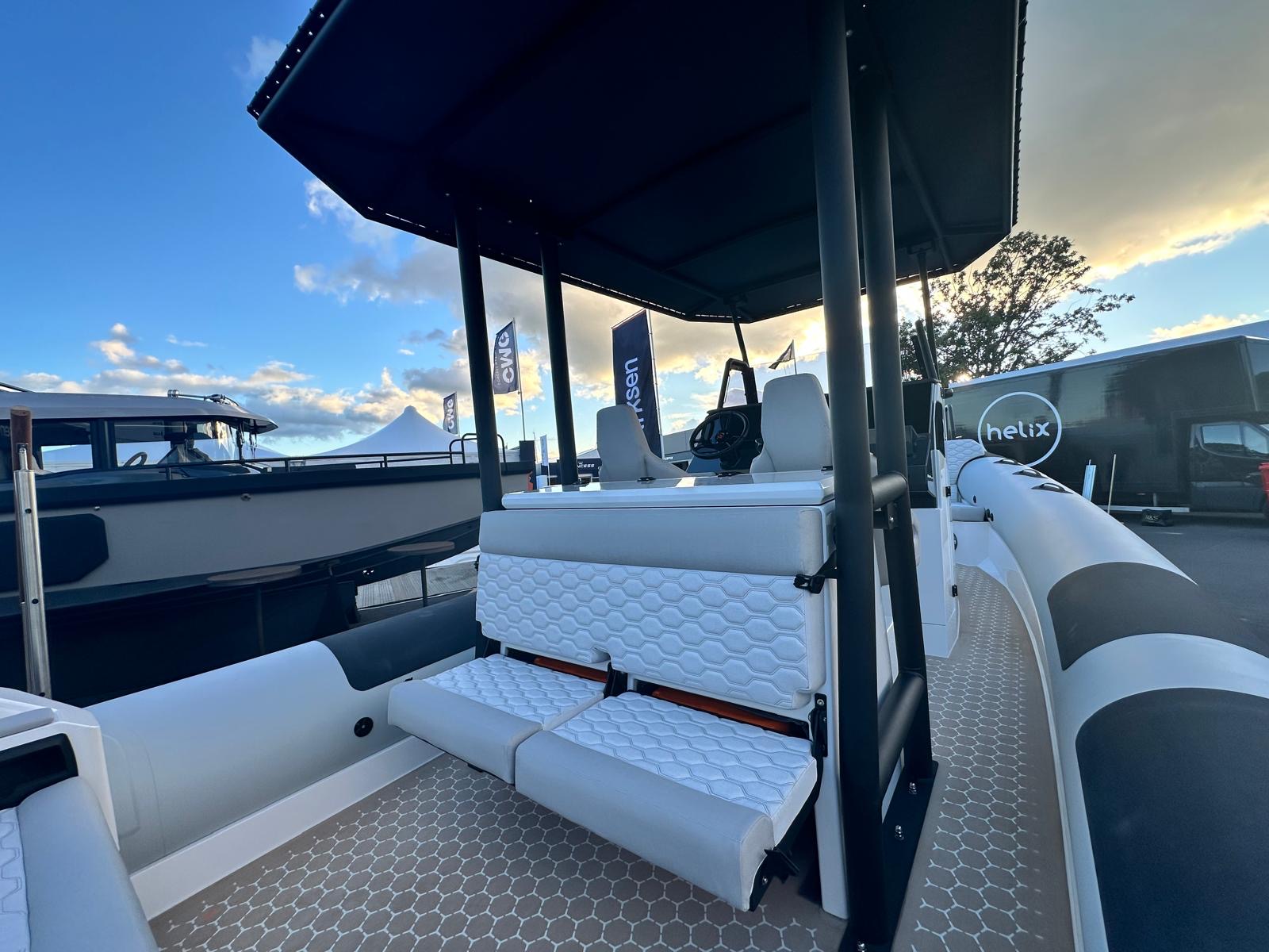 Motorboot Arksen 8