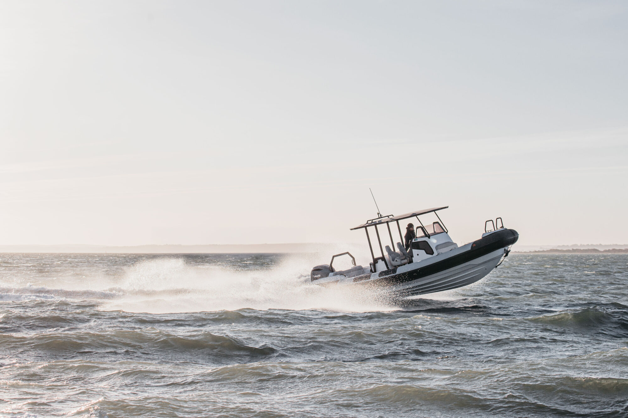 Motorboot Arksen 8