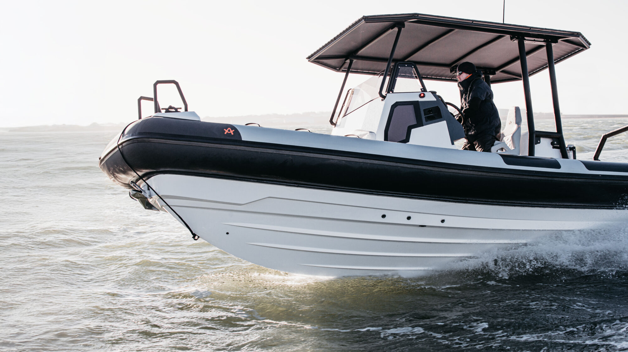 Motorboot Arksen 8
