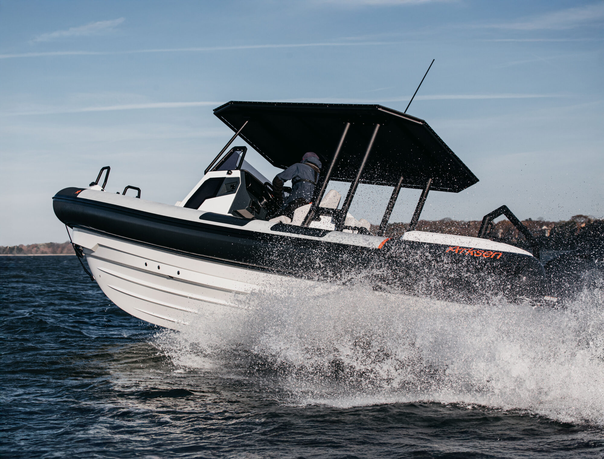 Motorboot Arksen 8