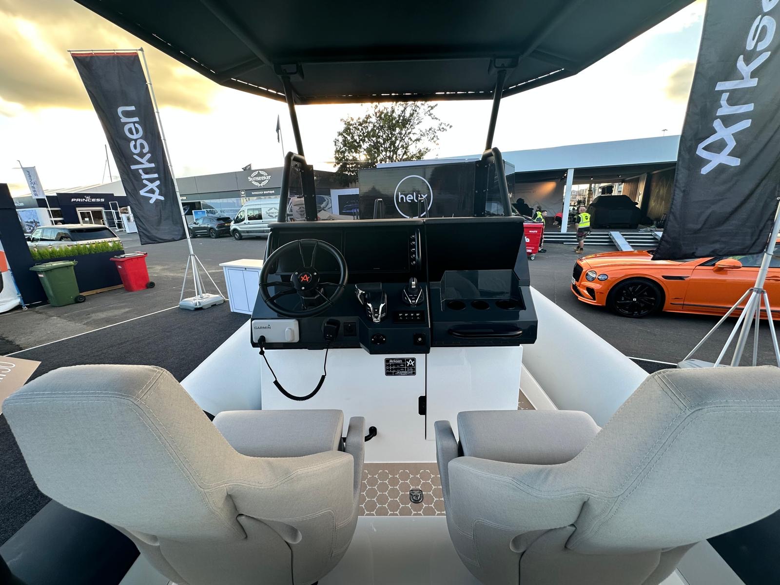 Motorboot Arksen 8