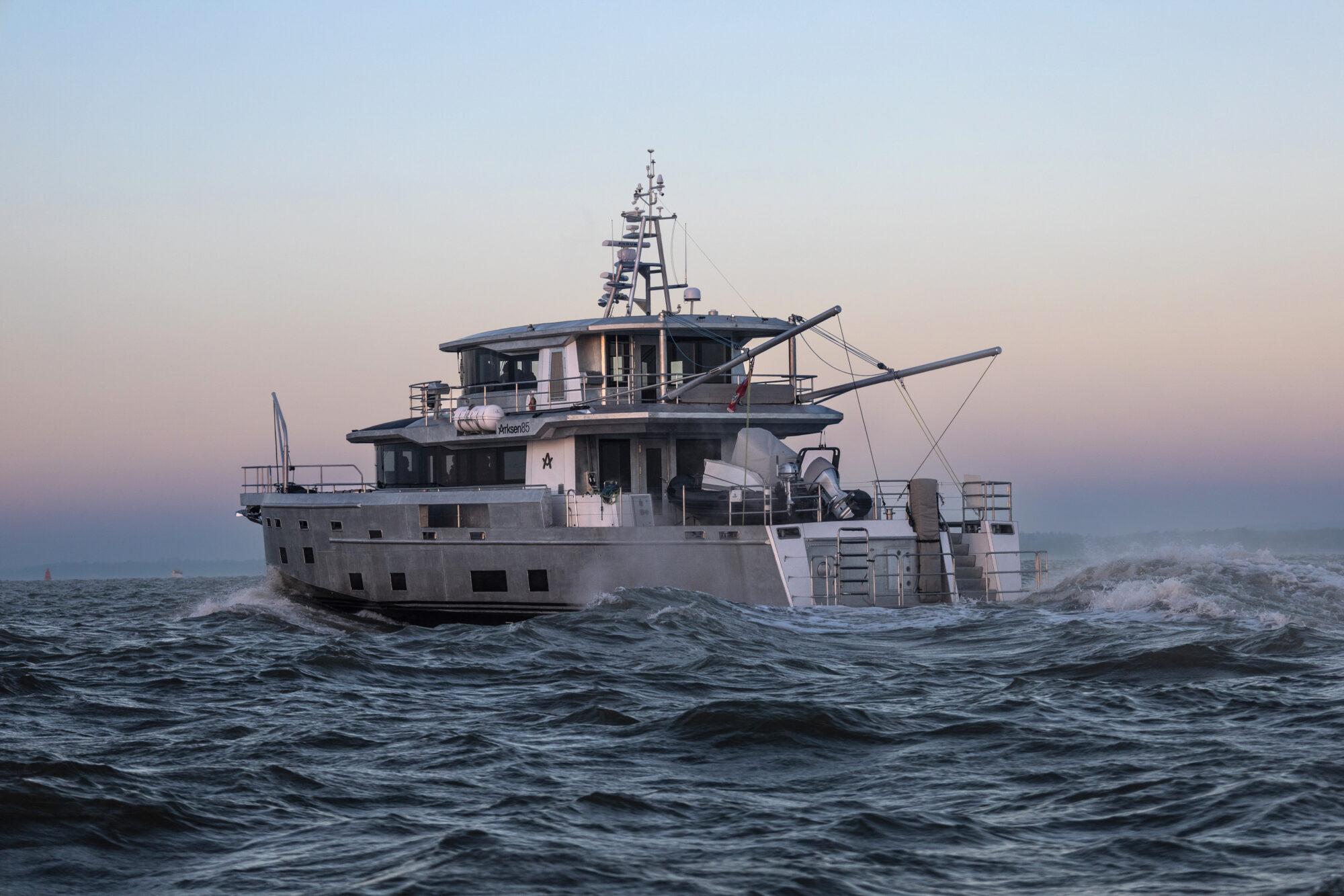 Motorboot Arksen 85