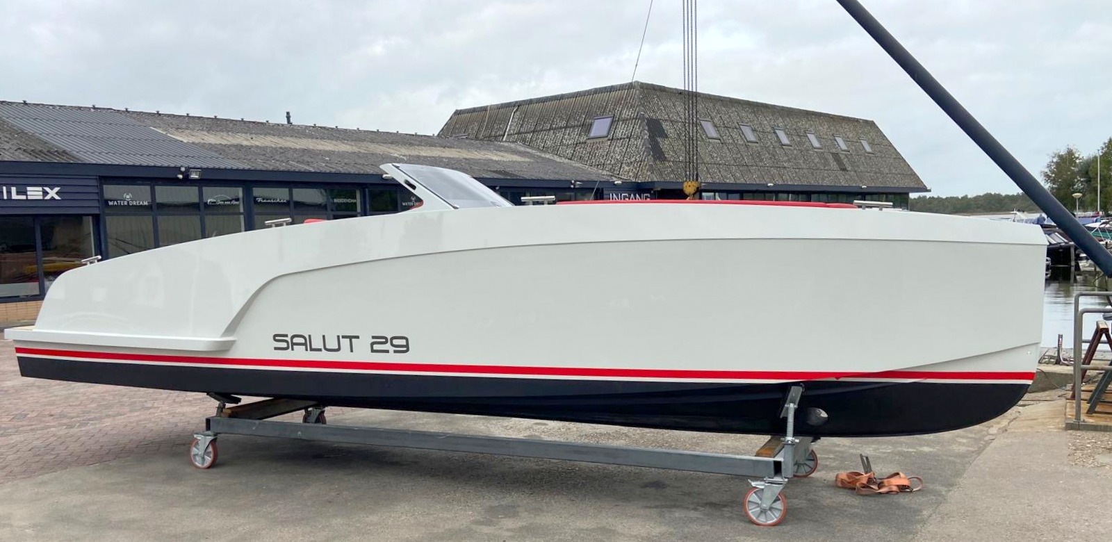 Motorboot Salut 29 CC