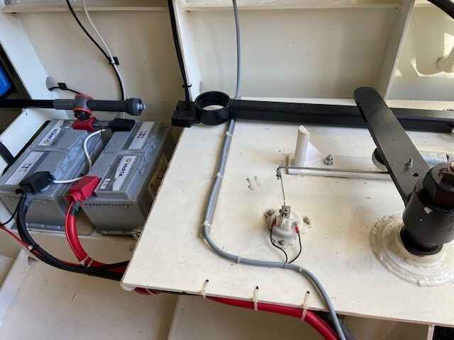 Motorboot Motor Cruiser Home Traveller XXL Houseboat 1500