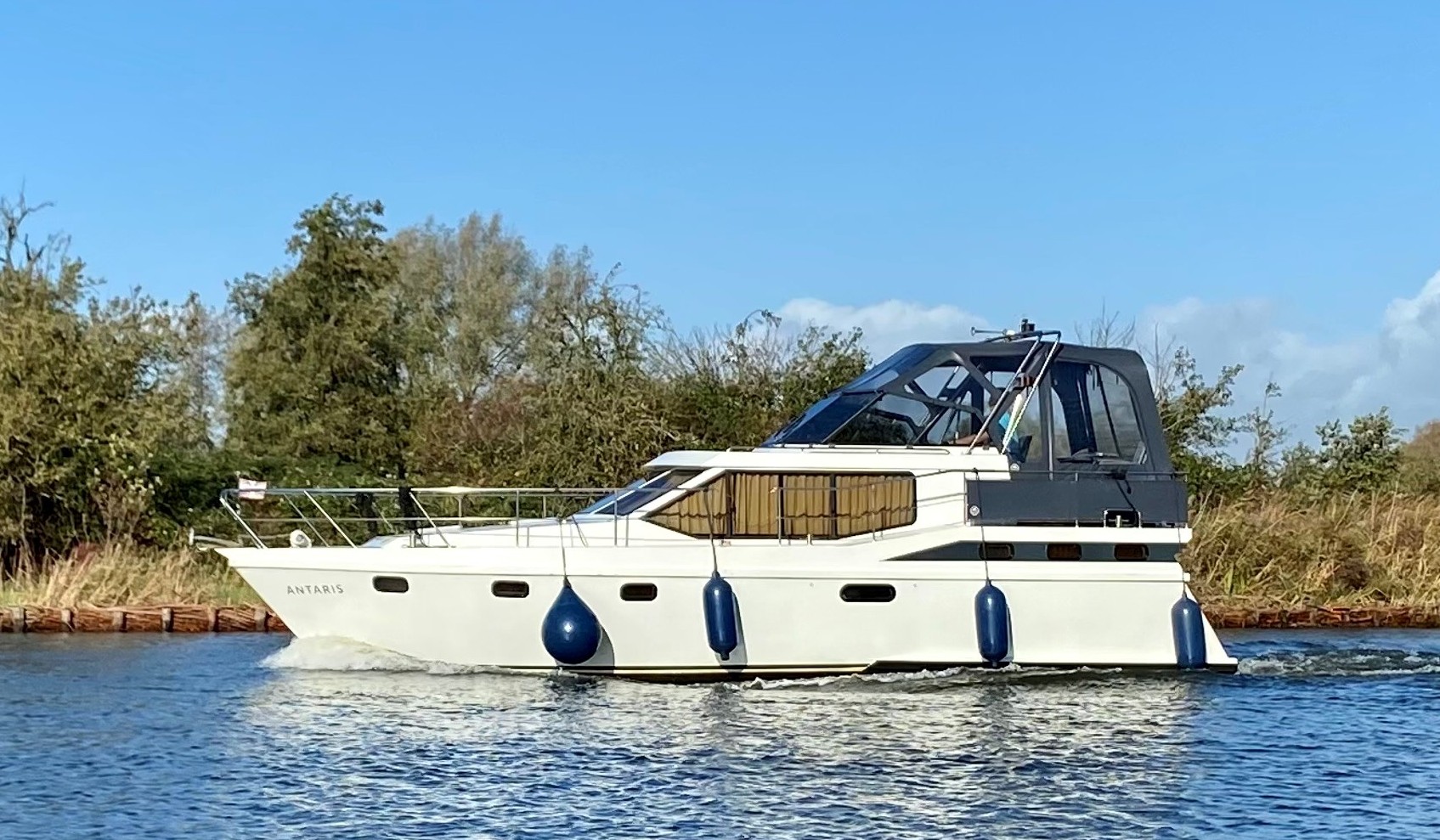Motorboot Vri-Jon Contessa 37 AK Cabrio