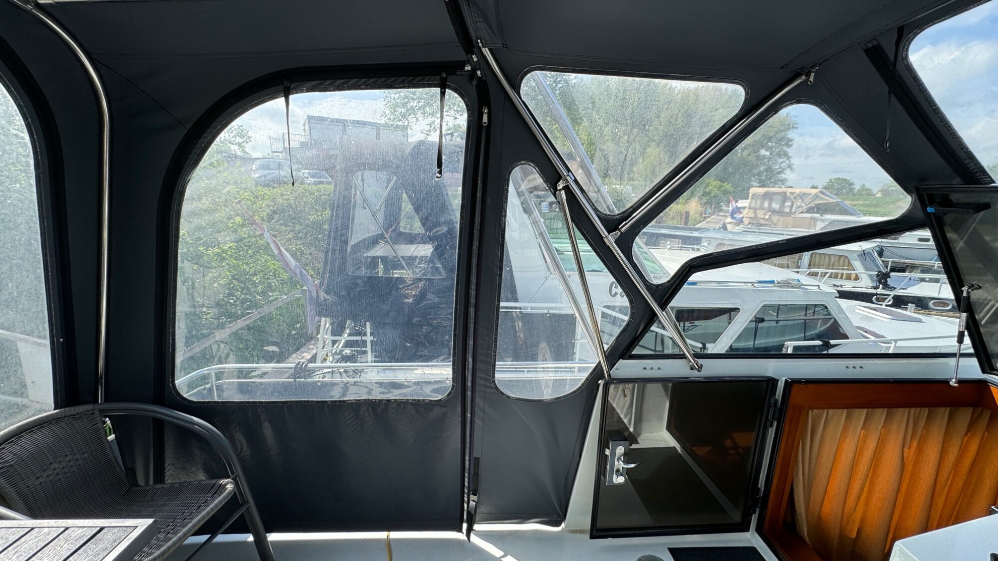 Motorboot Vri-Jon Contessa 37 AK Cabrio