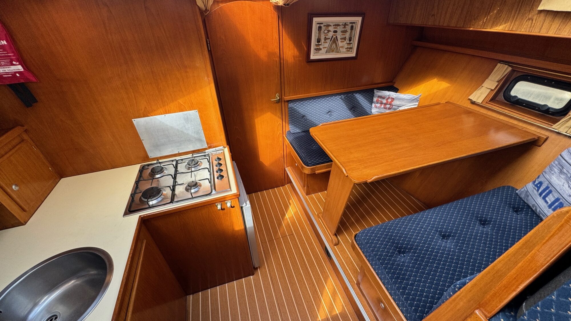 Motorboot Vri-Jon Contessa 37 AK Cabrio